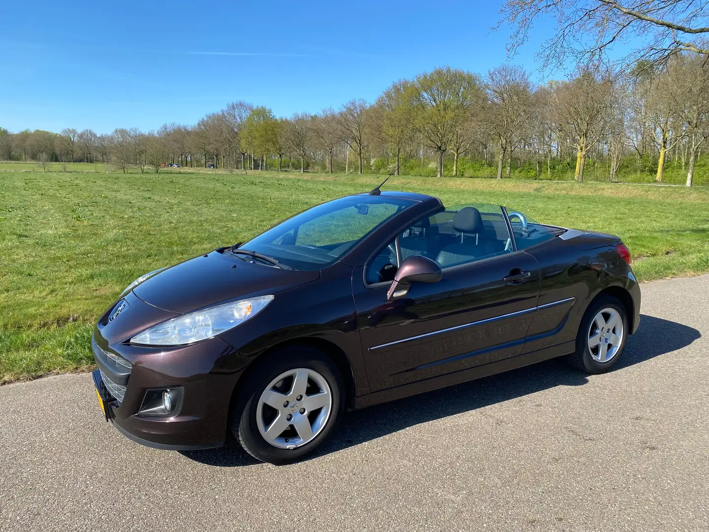 Peugeot 207 207+1.6+VTi HARDTOP CABRIO met AIRCO Negru - 1