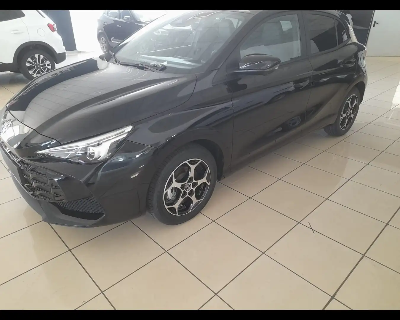 MG MG3 HYBRID + LUX Bianco - 1