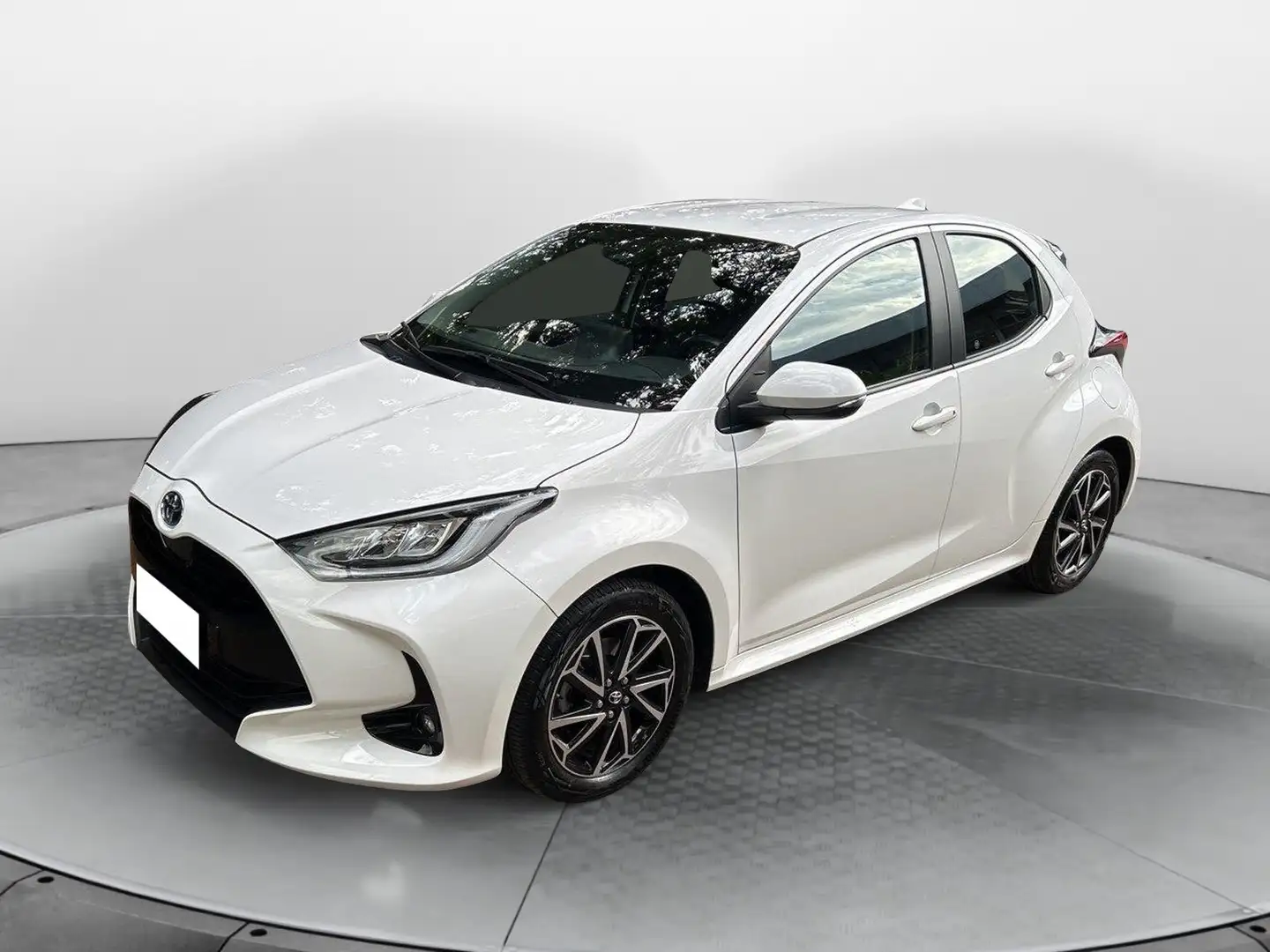 Toyota Yaris 1.5 Hybrid 5 porte Trend - 2