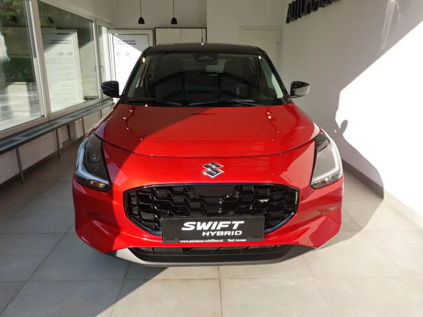 Suzuki Swift 1,2 Hybrid Allgrip Shine Rot - 2