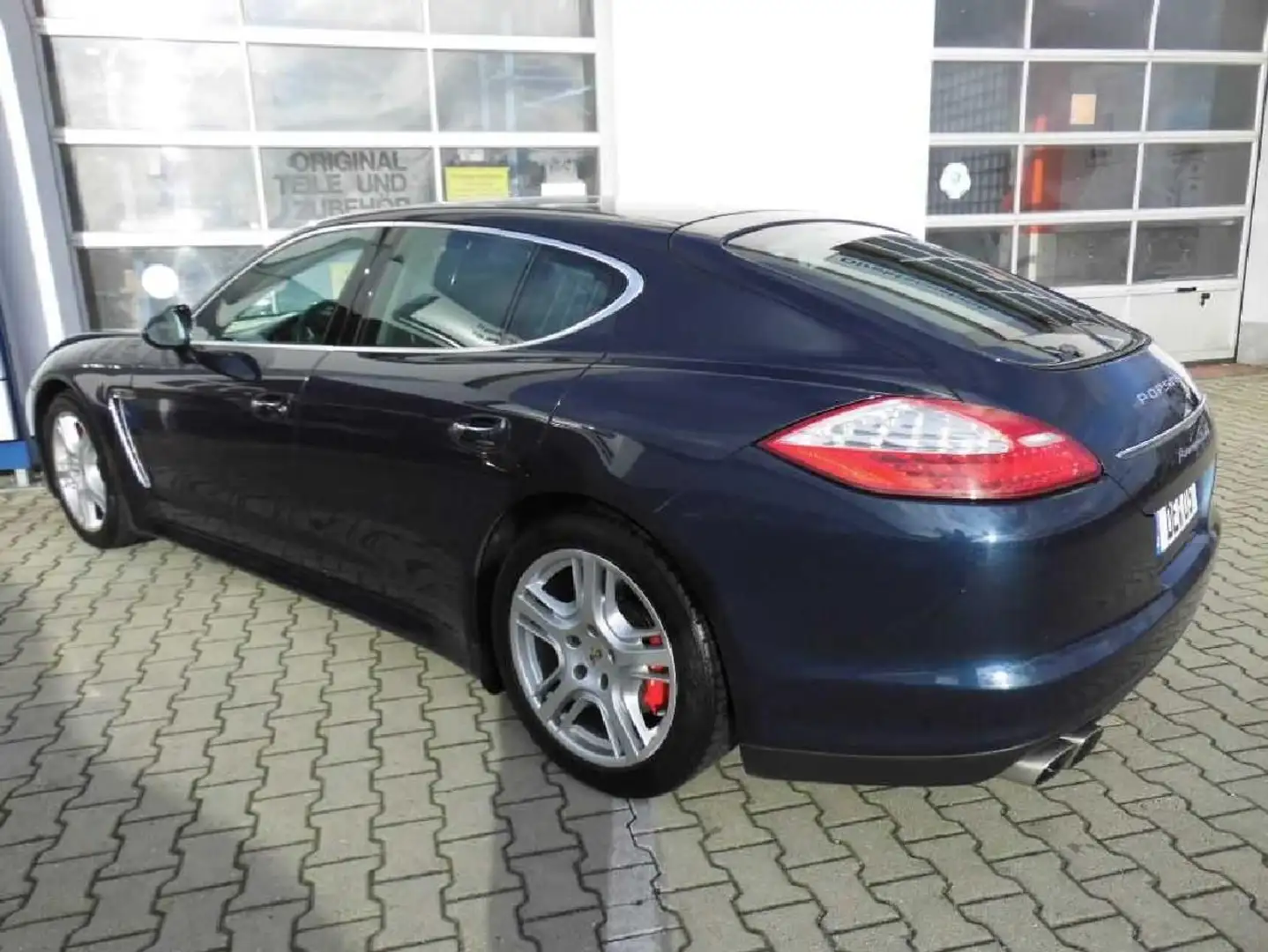Porsche Panamera Turbo Bleu - 2