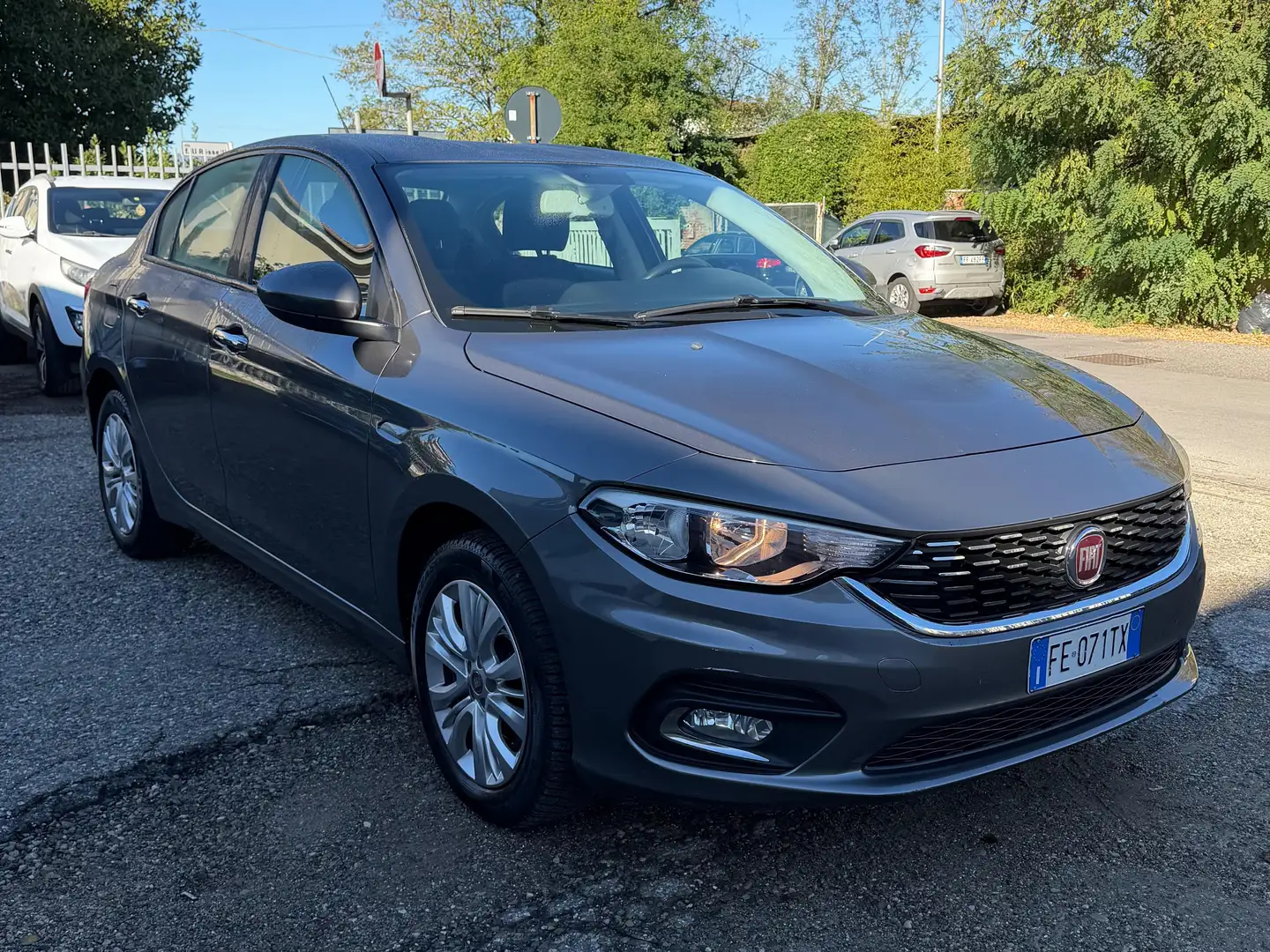 Fiat Tipo Tipo 4 porte II 2016 4p 1.6 mjt Opening Plus 120cv Grijs - 2