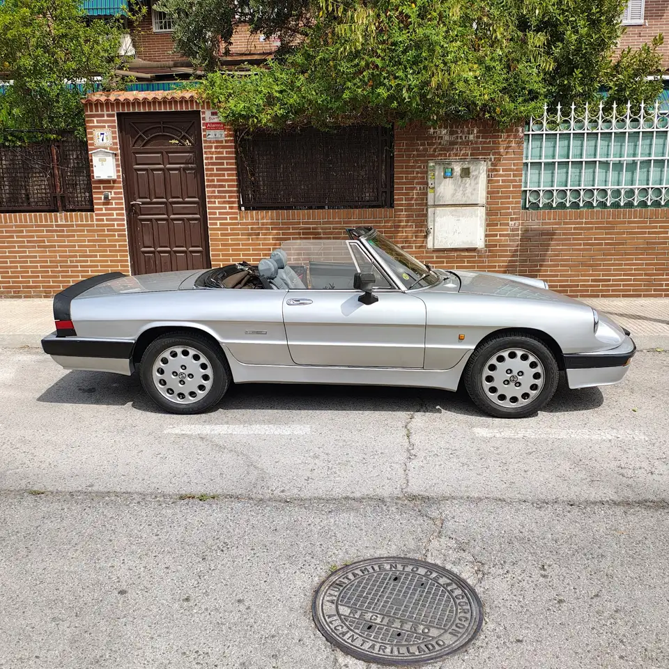 Alfa Romeo Spider
