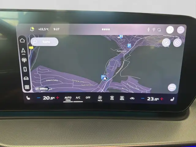 Audi Q3 view 13