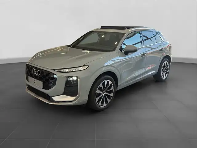 Audi Q3 view 2