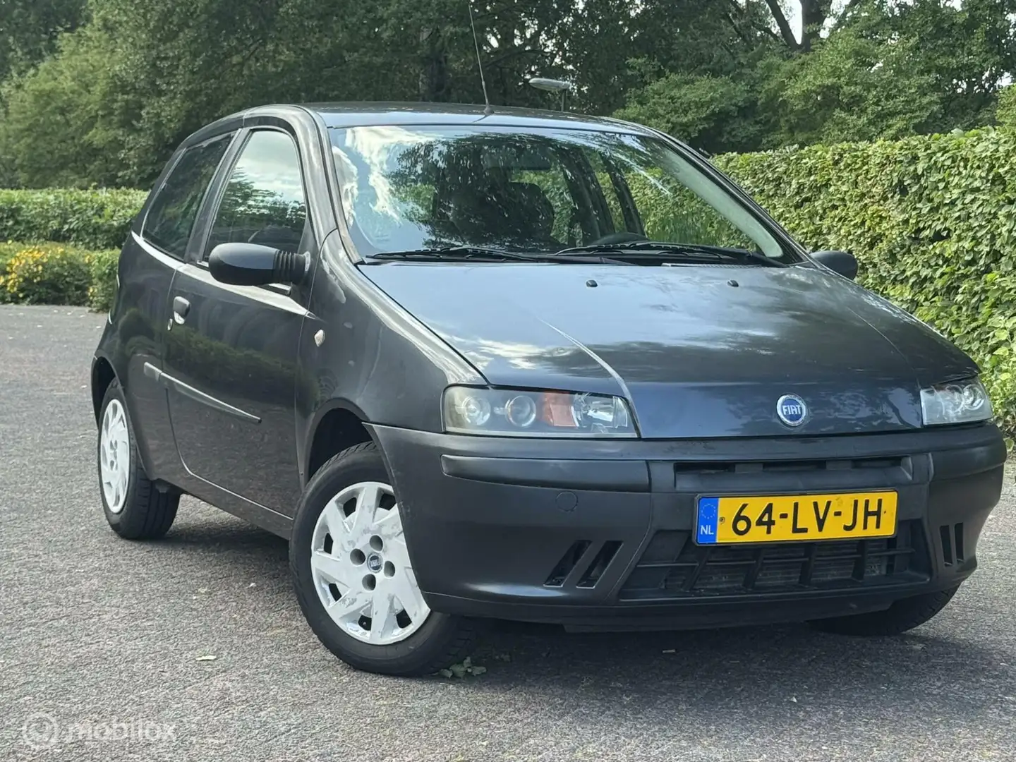 Fiat Punto 1.2-16V Dynamic NAP 67DKM INRUIL KOOPJE Gris - 2