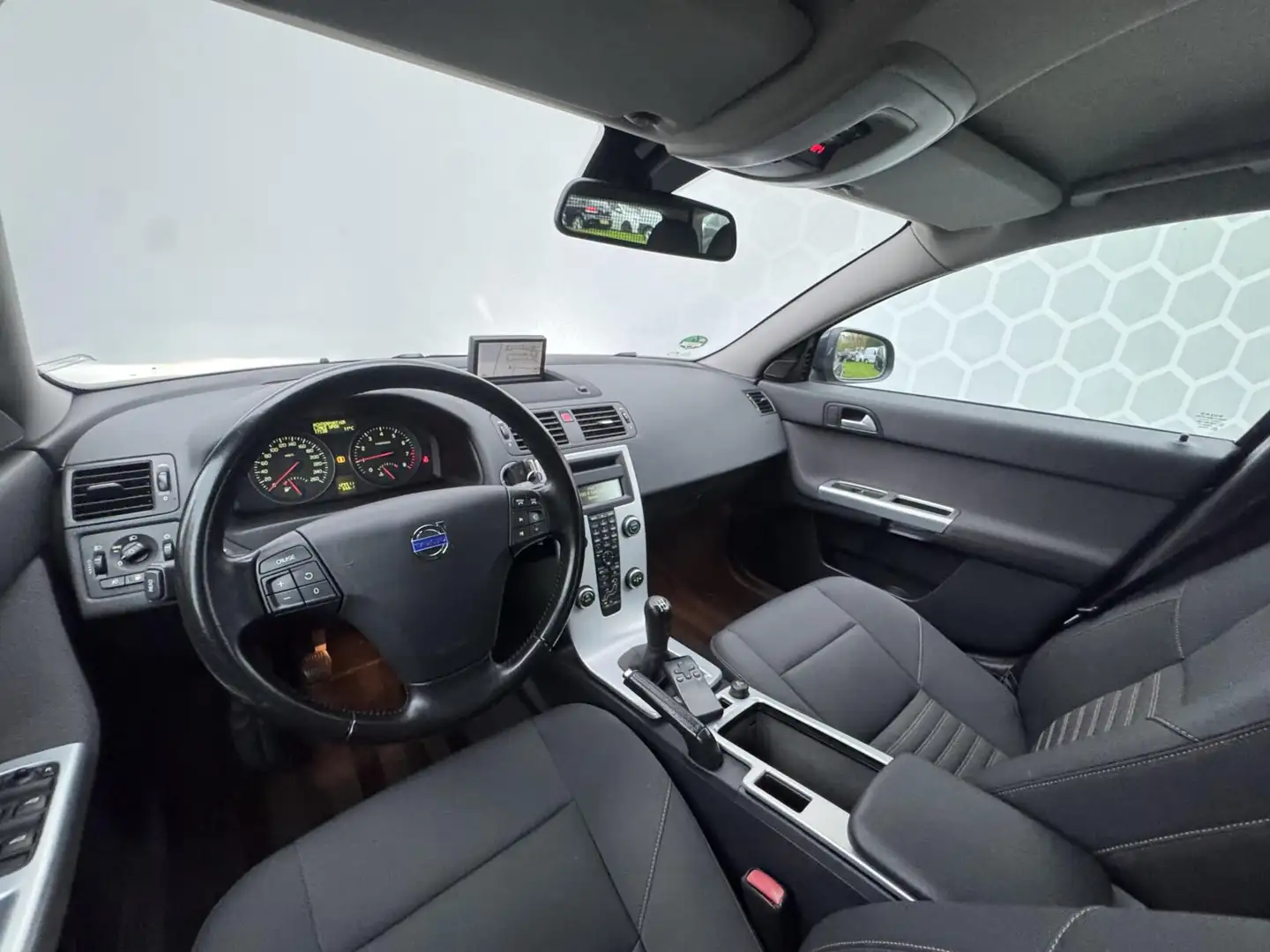 Volvo V50 2.0 Momentum Navi Trekhaak Cruise Zeer netjes! Grau - 2