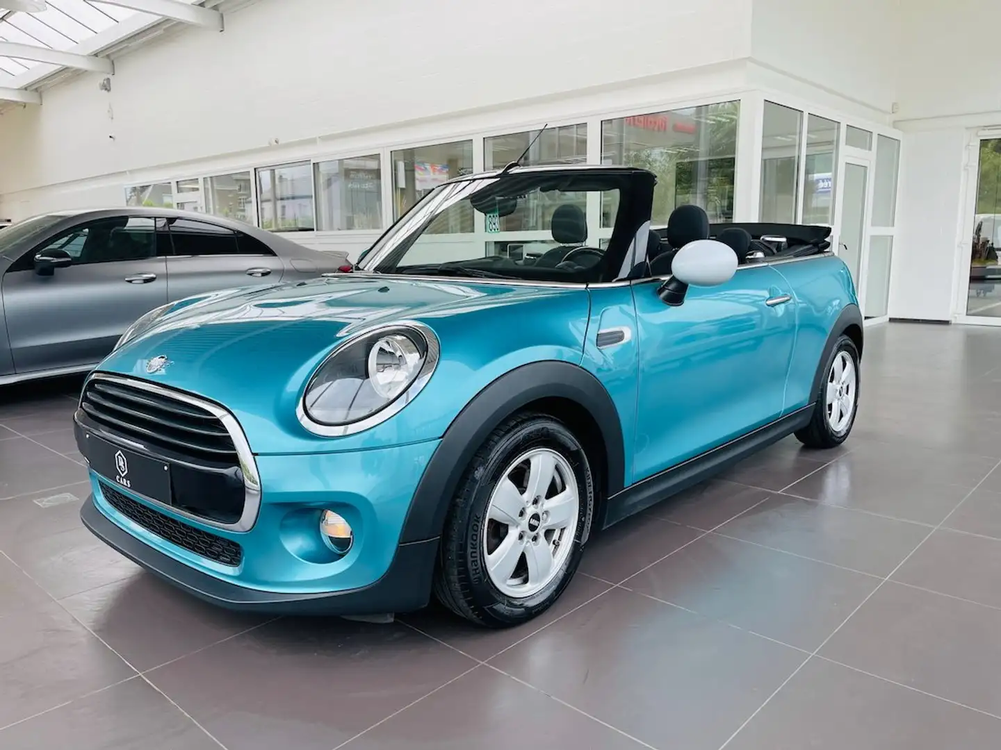 MINI Cooper Cabrio 1.5i A *** GARANTIE + GPS + AIRCO  *** Bleu - 1