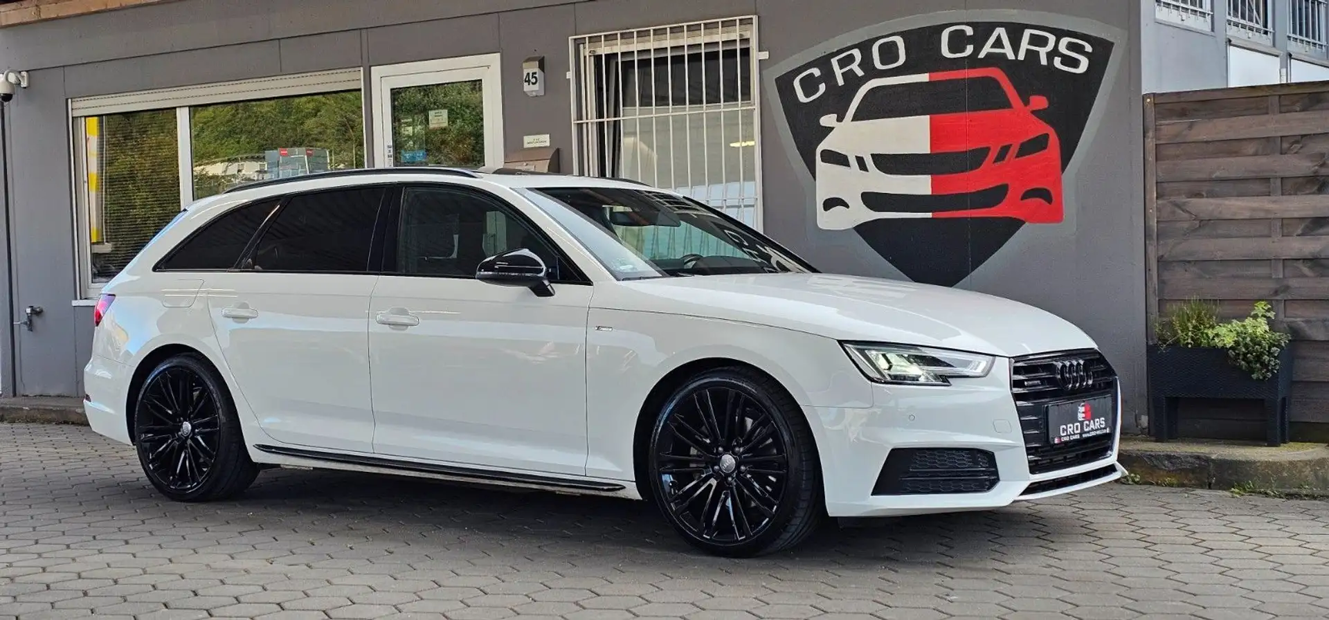Audi A4 Avant quattro*S-Line*Black Edition* Bianco - 1