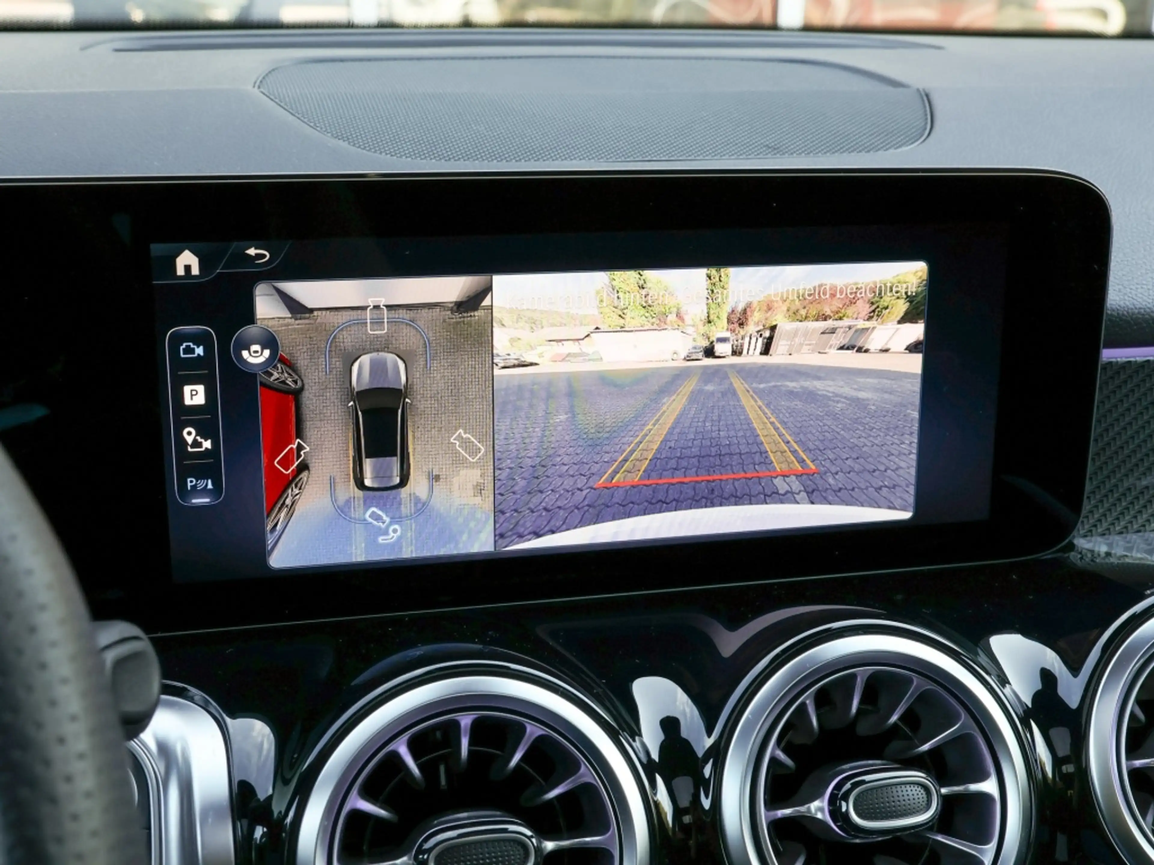 Mercedes-Benz GLB 250 4M AMG-Sport/Pano/AHK/360/7Sitze/MBeam — photo 15