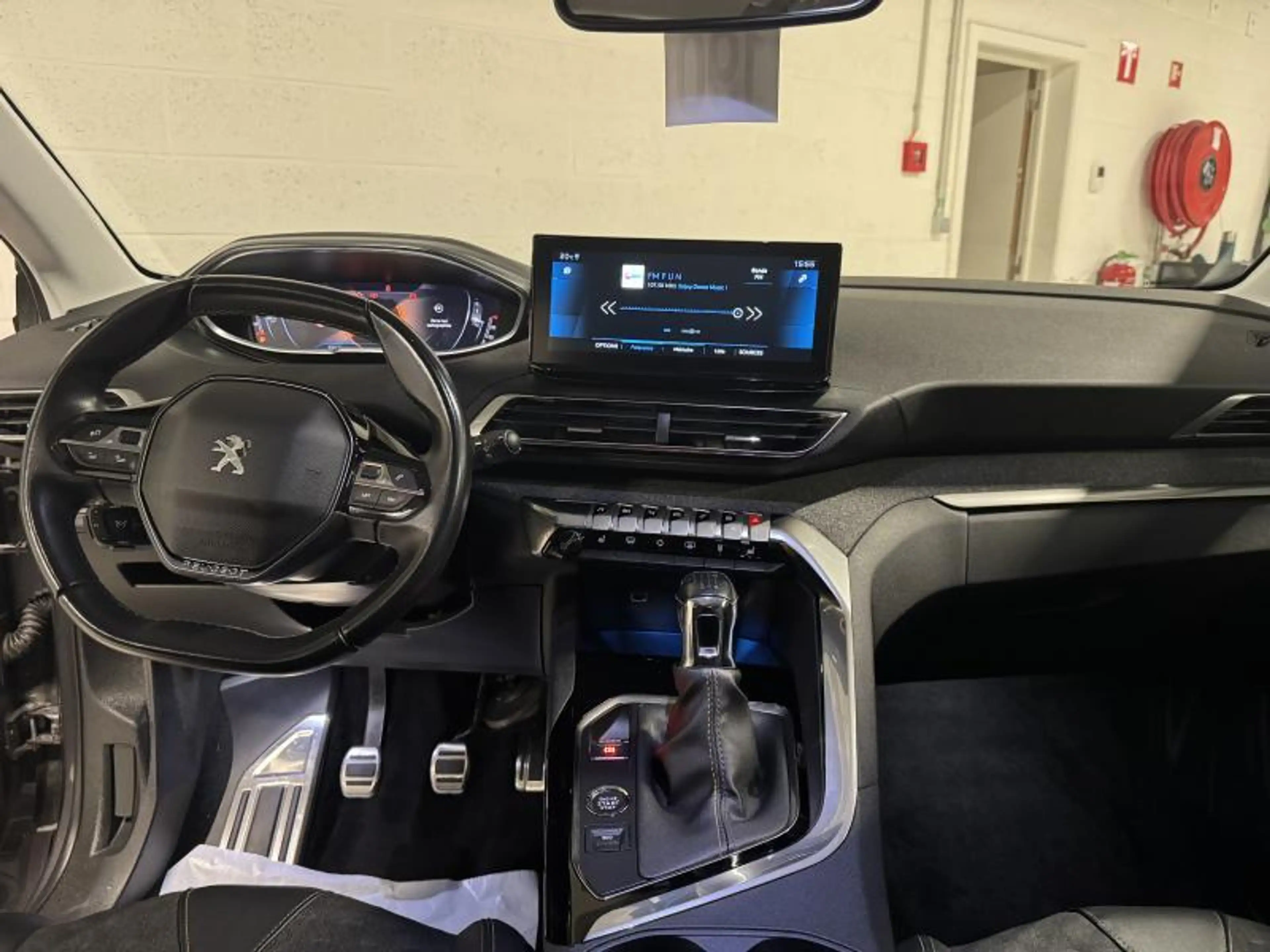 Peugeot 3008 II Road Trip — photo 3