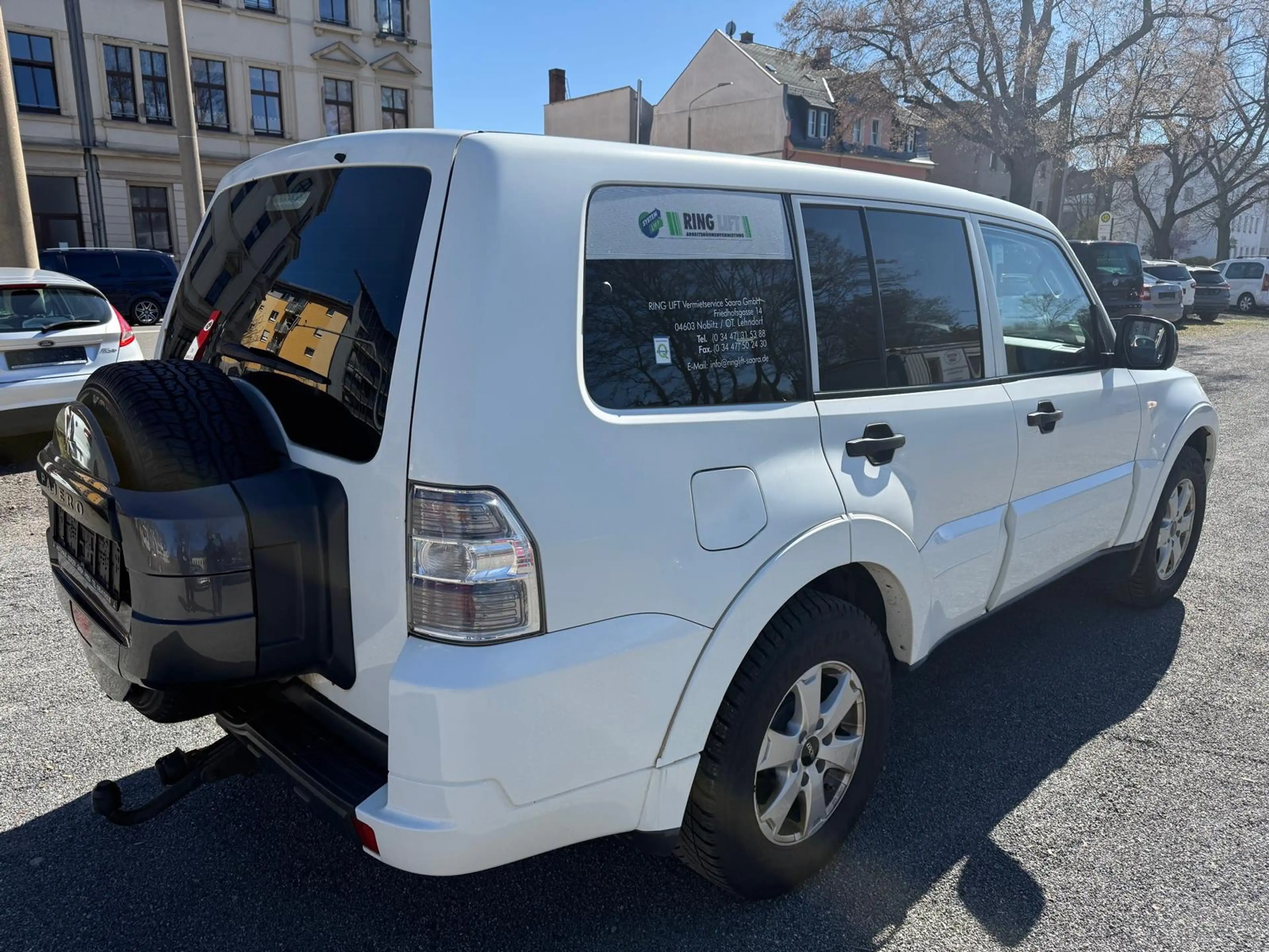 Mitsubishi Pajero 3.2 DI-D Basis (5-trg.) — photo 3
