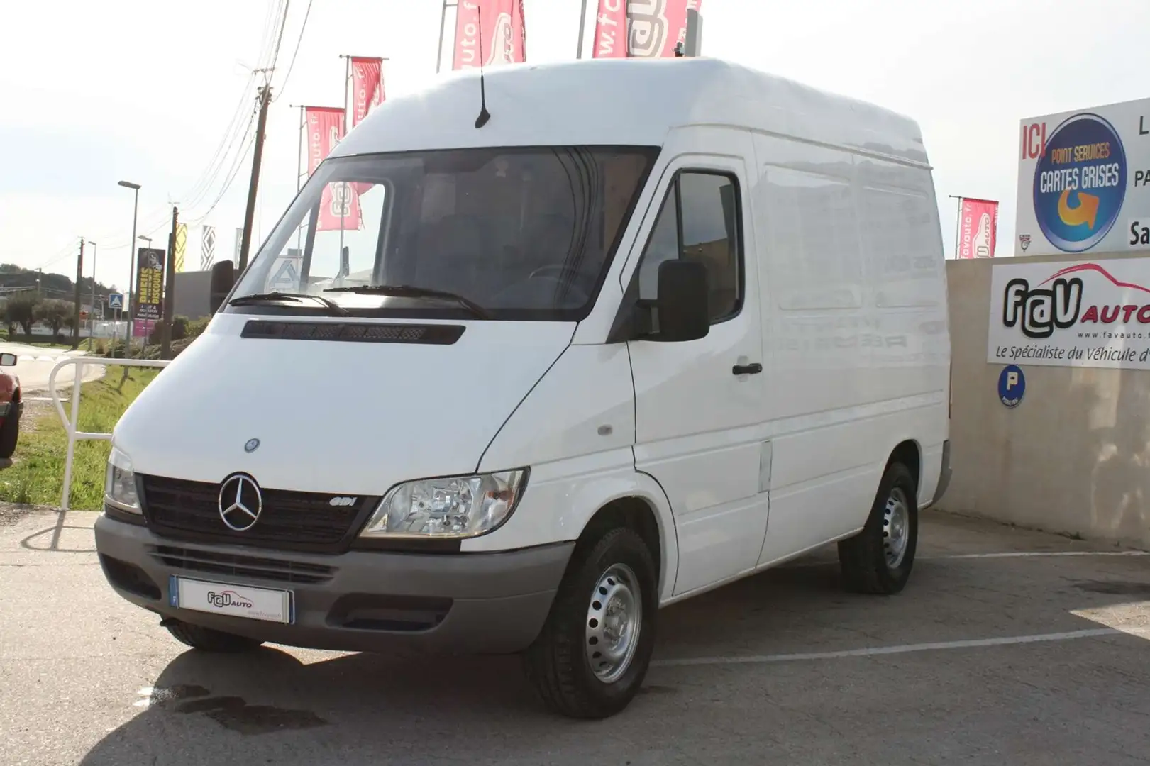 Mercedes-Benz Sprinter 213 30N (LONG UTILE 2,51M) Blanc - 1