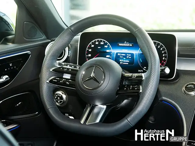 Mercedes-Benz C-Class view 7