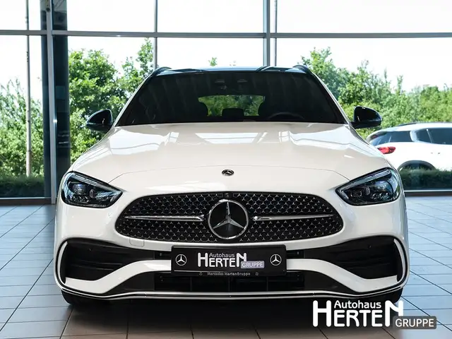 Mercedes-Benz C-Class view 2
