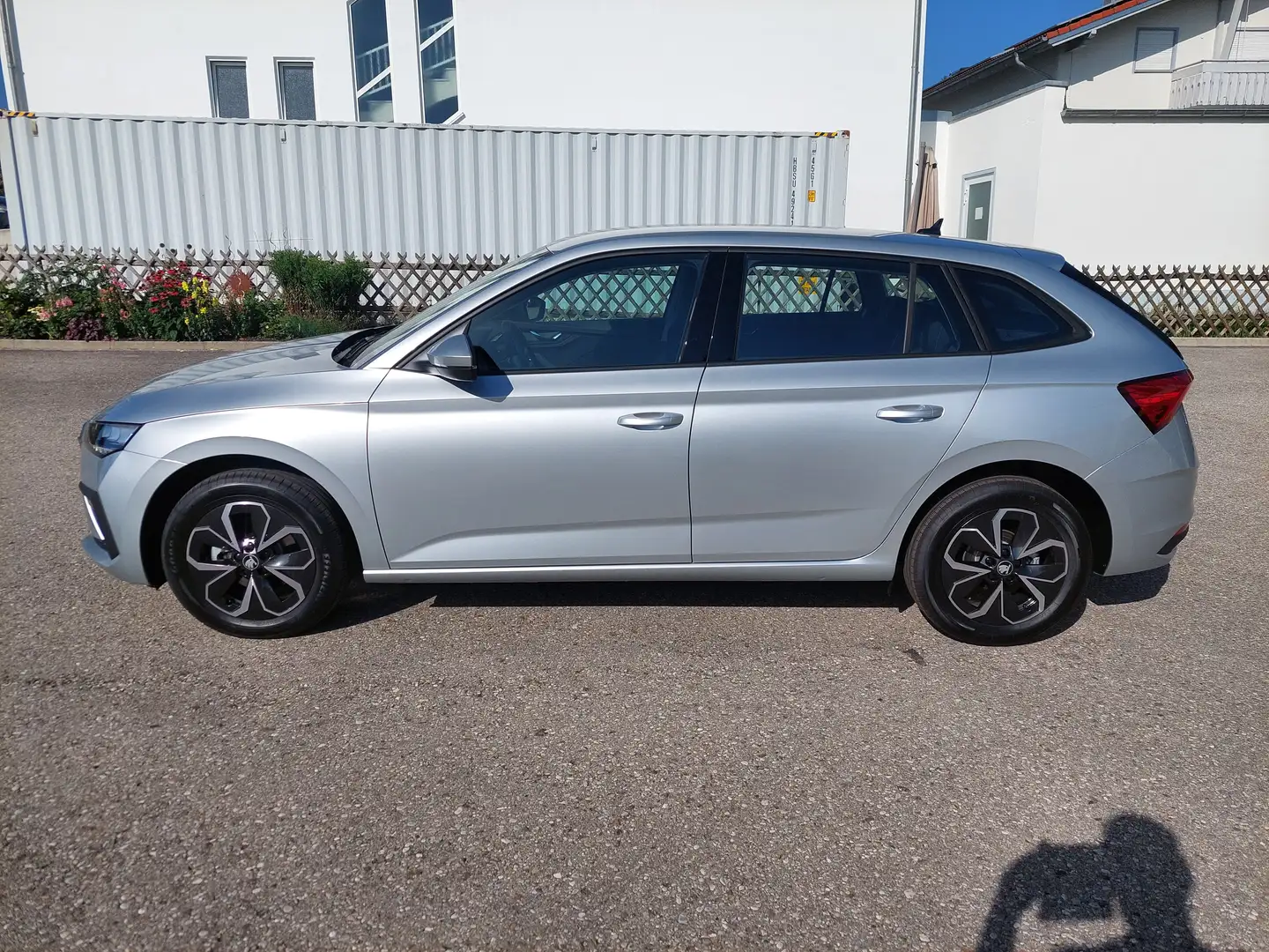 Skoda Scala 1.0 TSI Selection 130 Jahre 5J.Gar Kam Alu 16" Plateado - 1