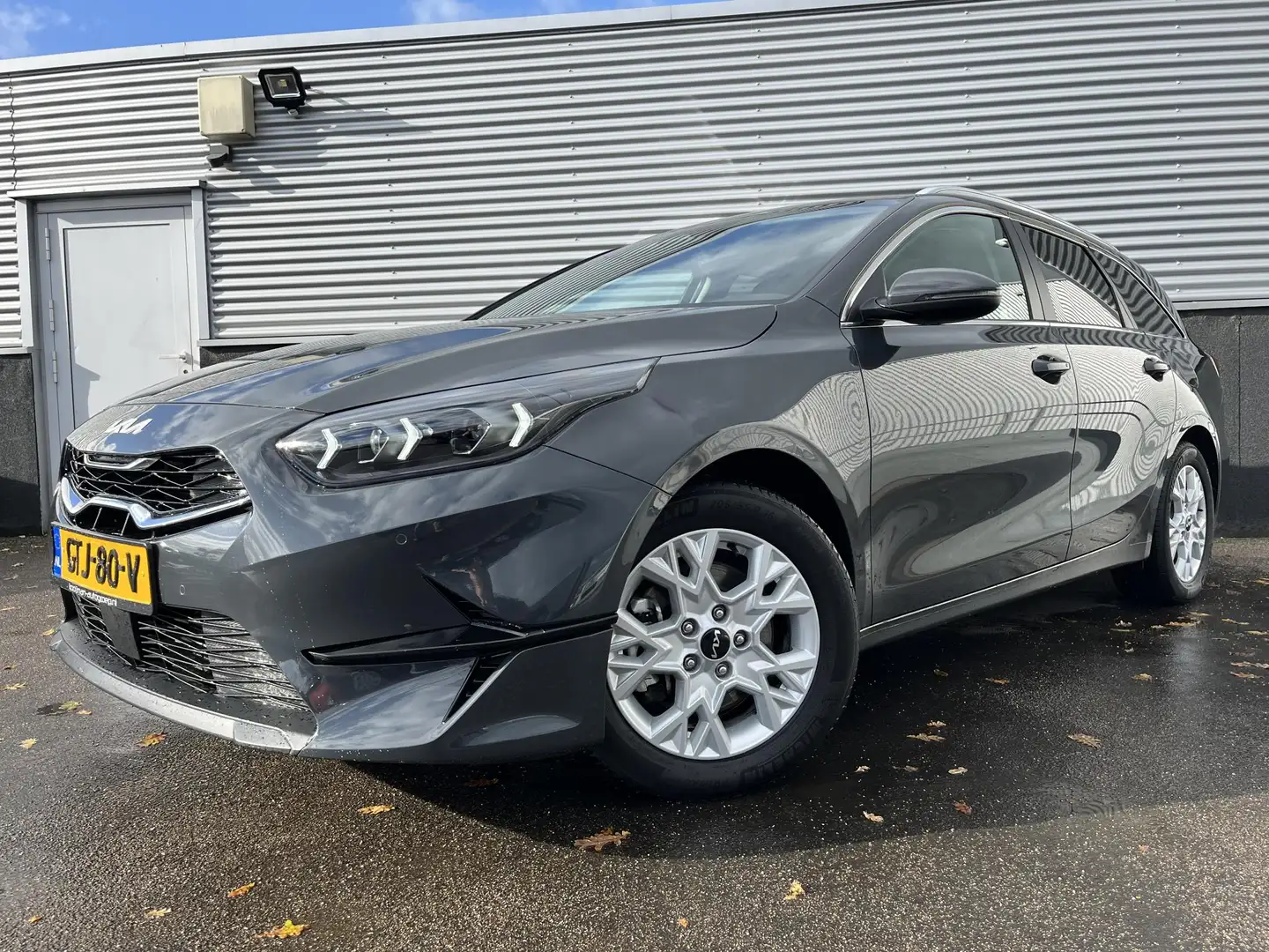 Kia Ceed SW / cee'd SW Sportswagon 1.5 T-GDi DynamicPlusLine 1e eign. BTW Gris - 2