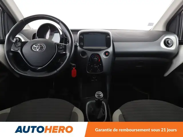 Toyota Aygo view 12
