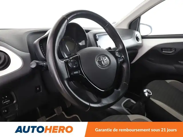 Toyota Aygo view 11