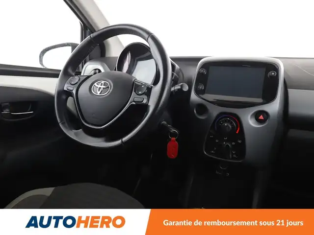 Toyota Aygo view 13