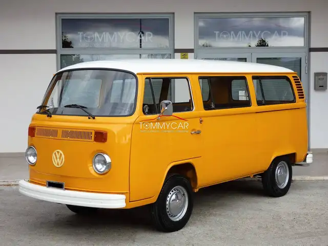 Volkswagen T2 Bus 9 posti 1.6 - Modello con freni a disco - Motore nuovo - Restauro tot. - ASI CRS