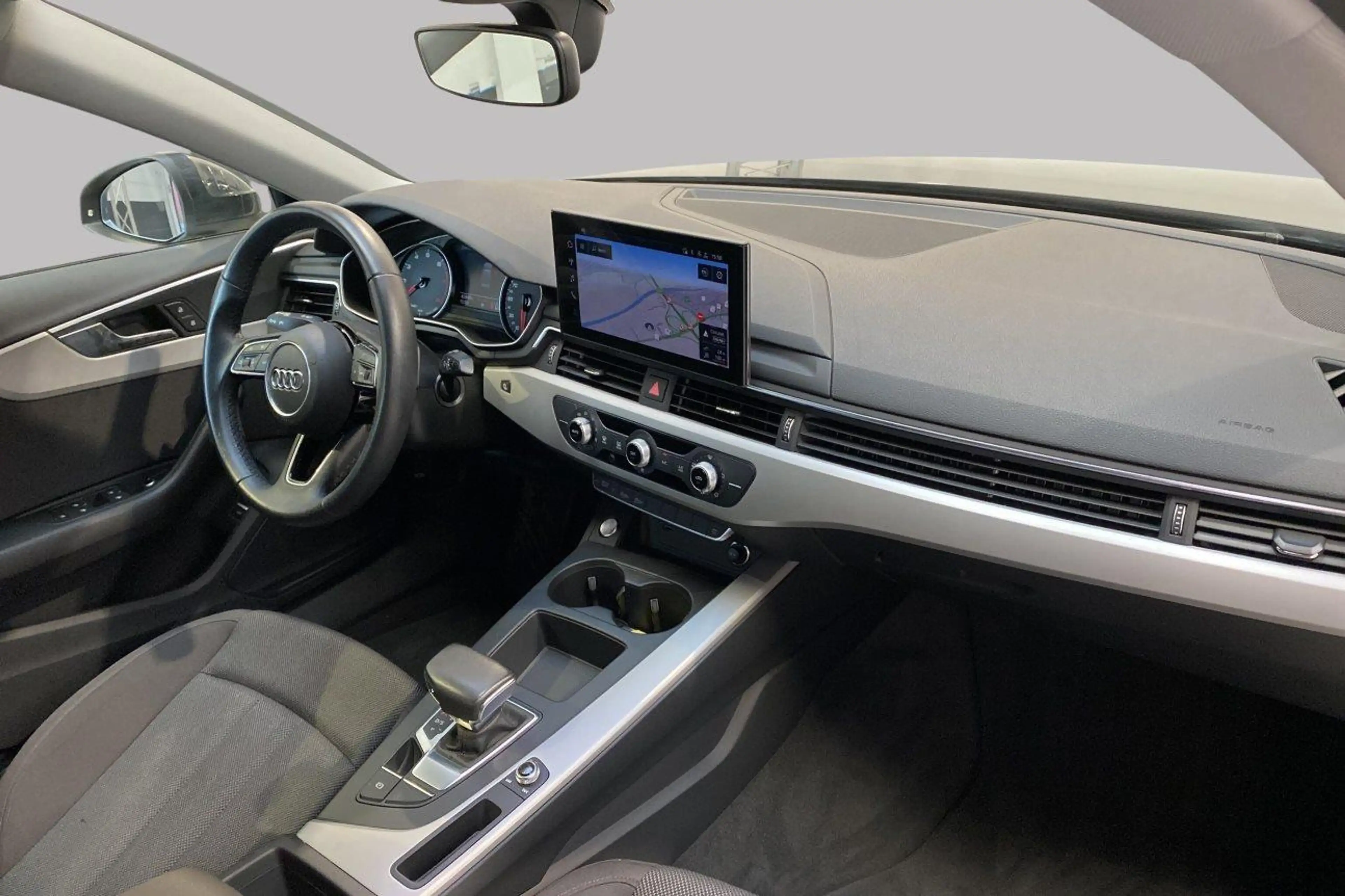Audi A4 35 TFSI Business Edition S-Tronic — photo 2