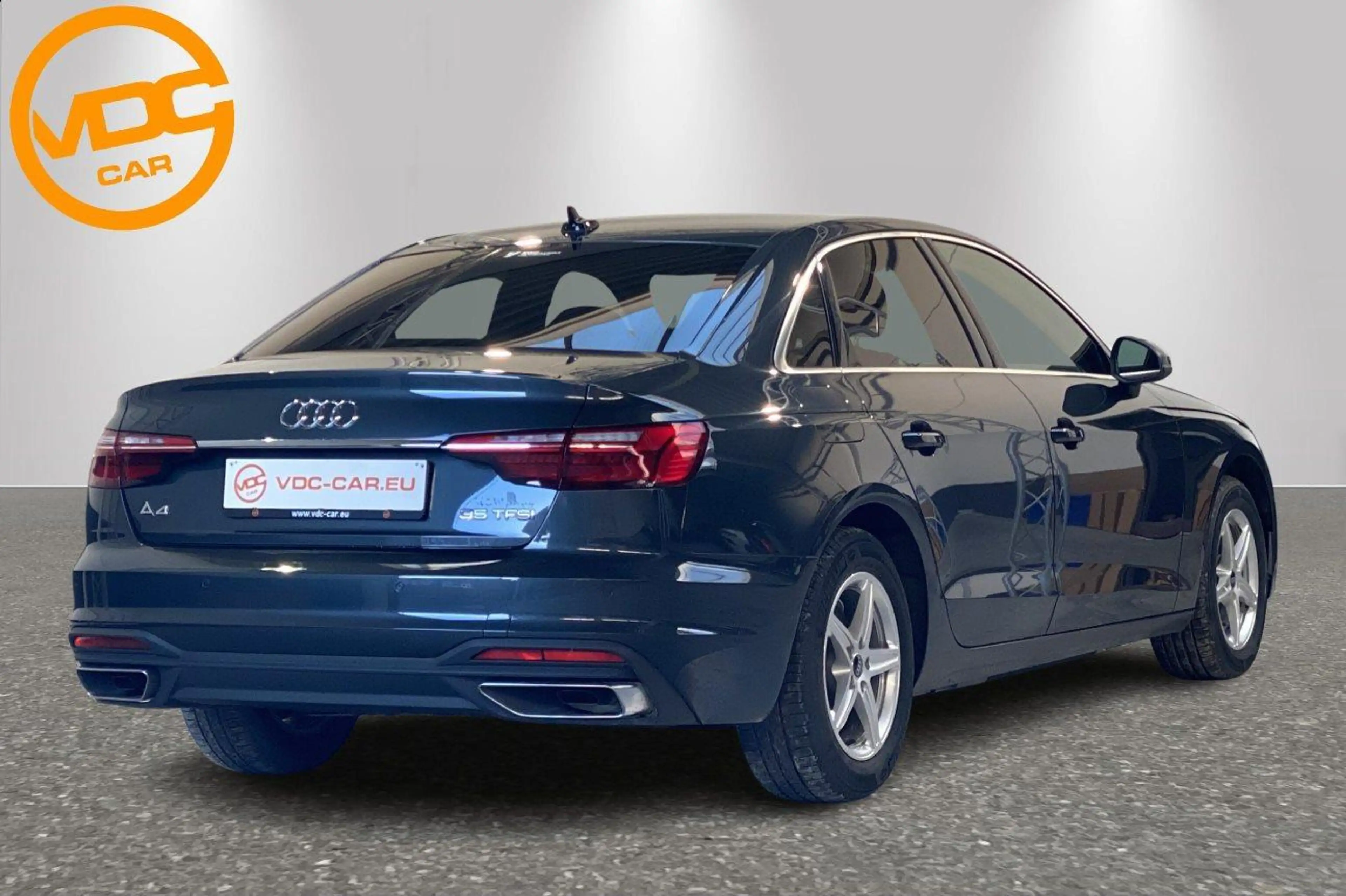 Audi A4 35 TFSI Business Edition S-Tronic — photo 3