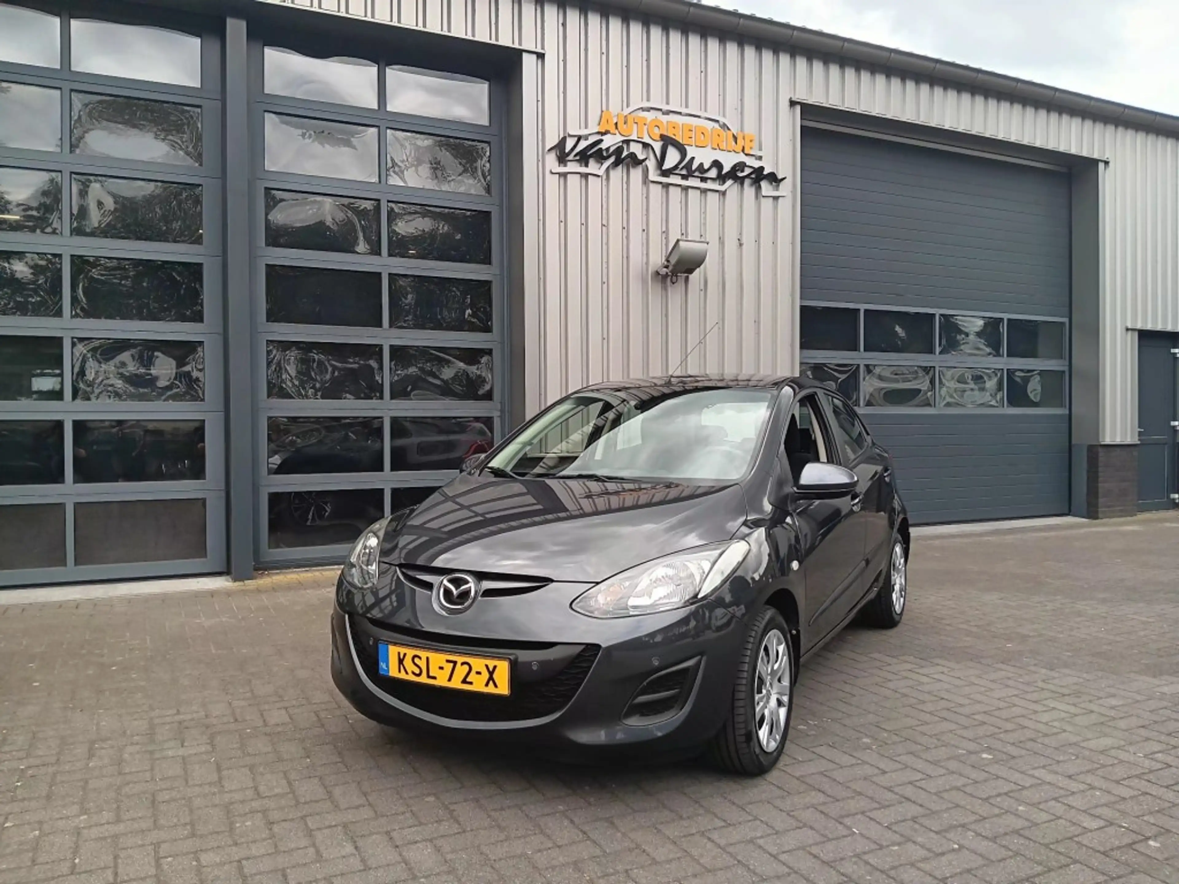 Mazda 2 1.5  Automaat  Active+  37000km!!!  Airco  CV  Ele — photo 5
