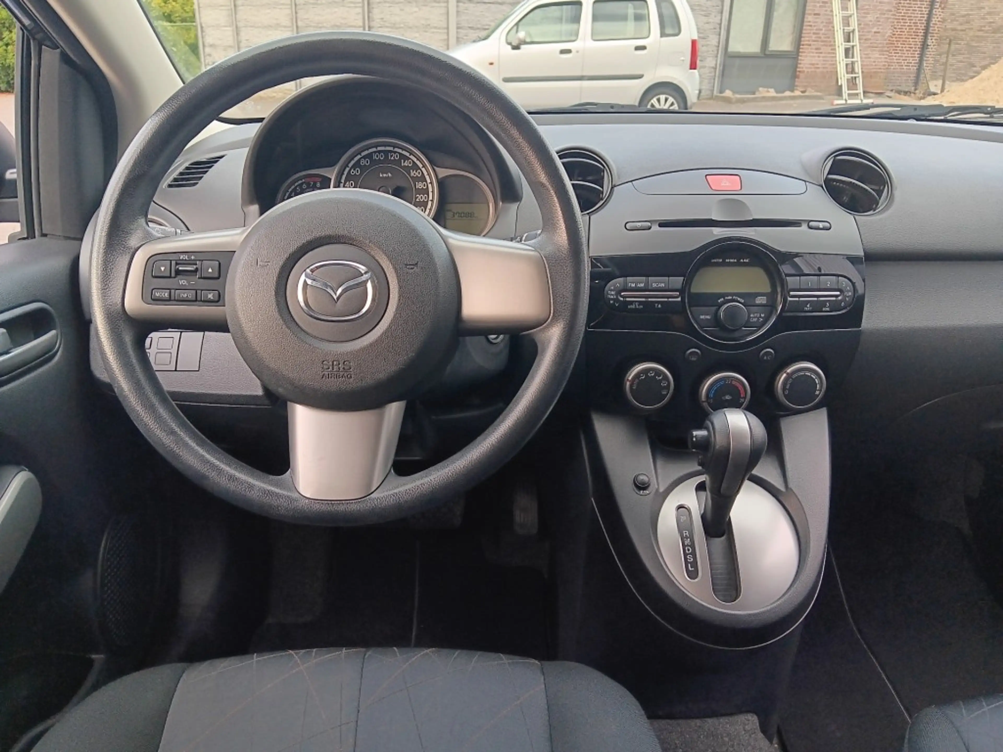 Mazda 2 1.5  Automaat  Active+  37000km!!!  Airco  CV  Ele — photo 15