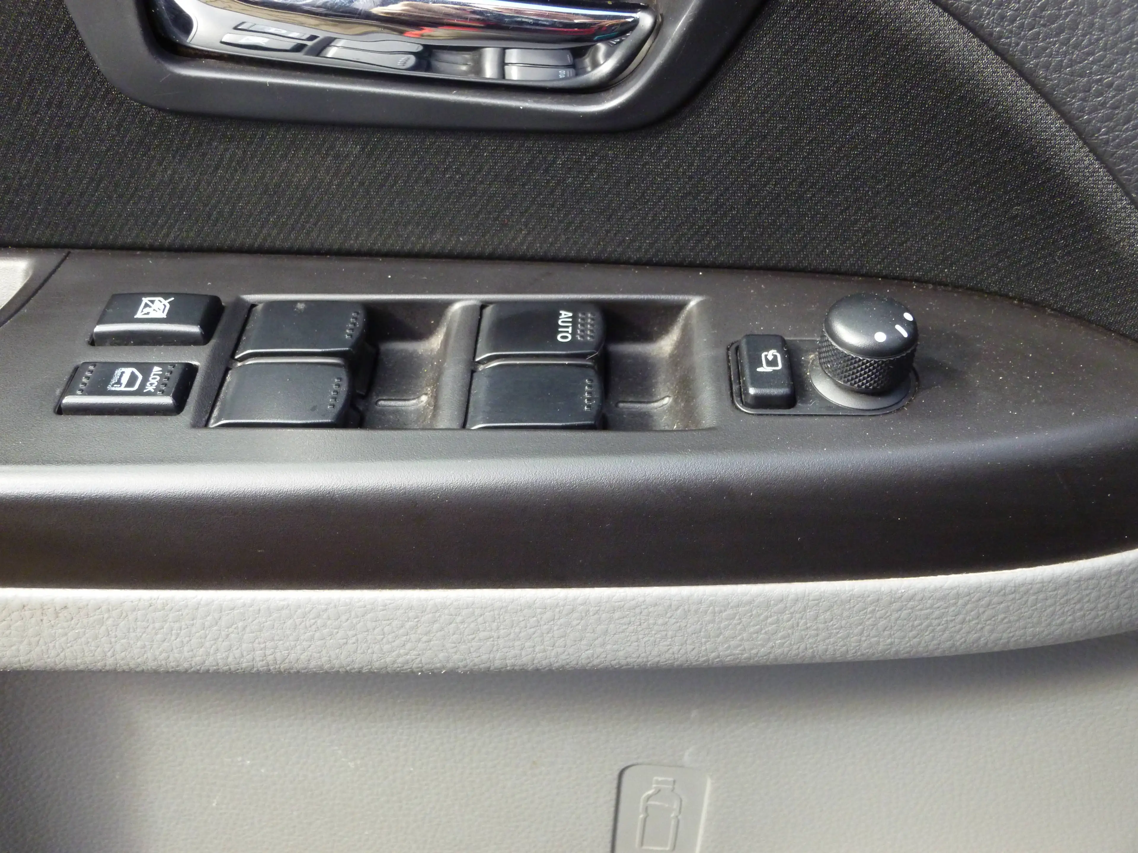 Suzuki SX4 Streetline Club — photo 5