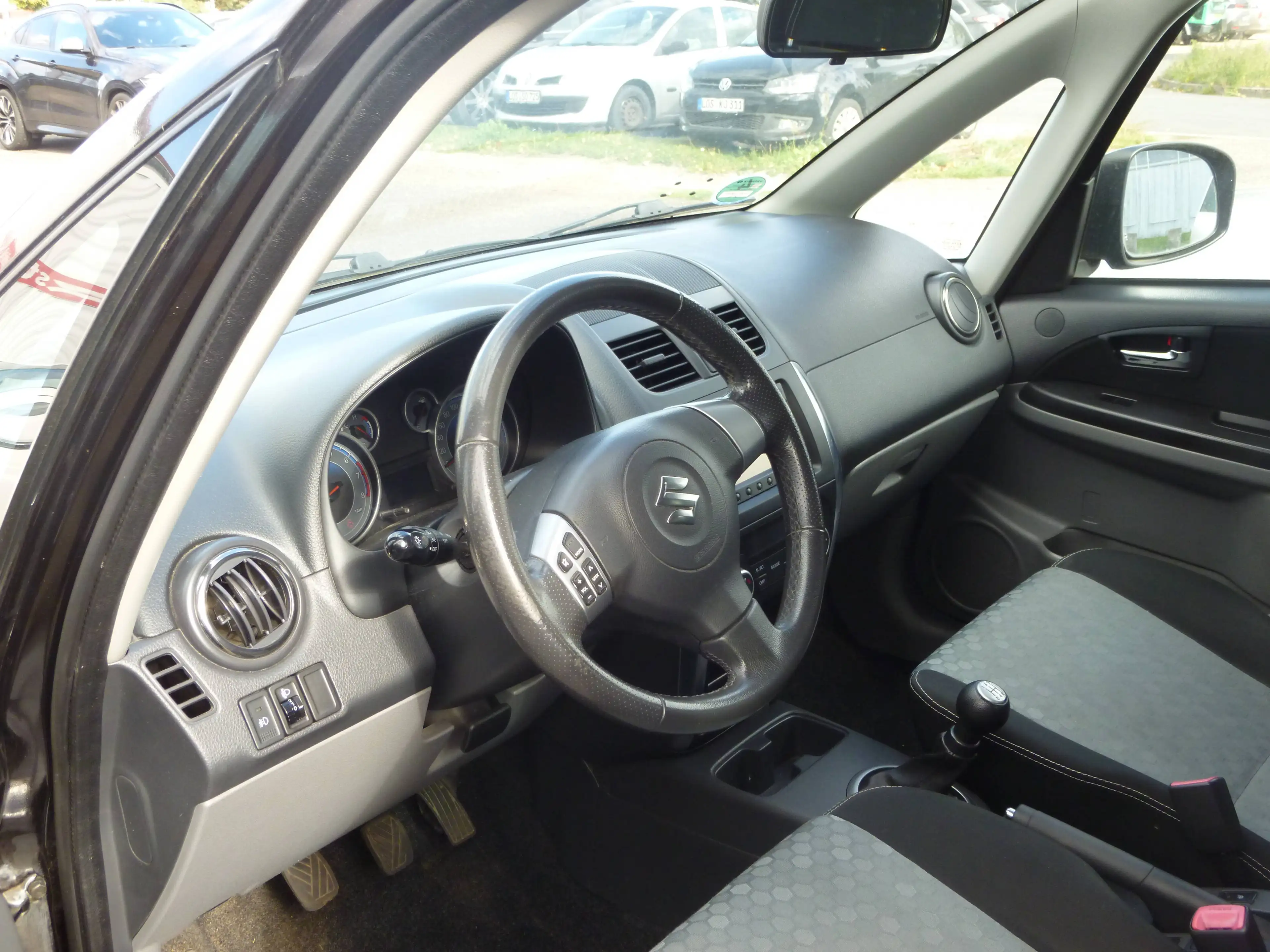 Suzuki SX4 Streetline Club — photo 3