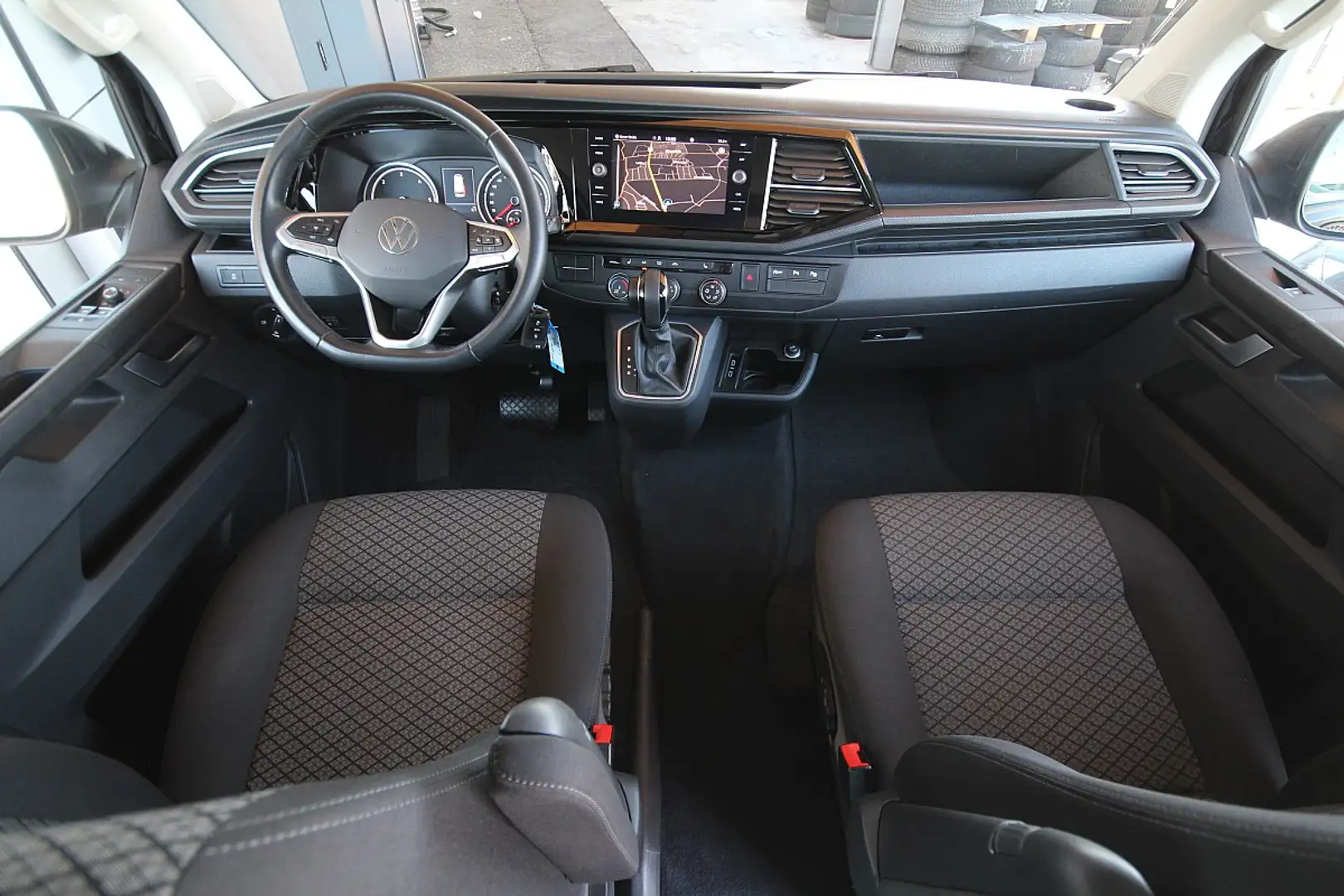 Volkswagen T6.1 Multivan 2,0 TDI BMT DSG Acc, Navi, Totwinkel, Kamera, S... Noir - 2