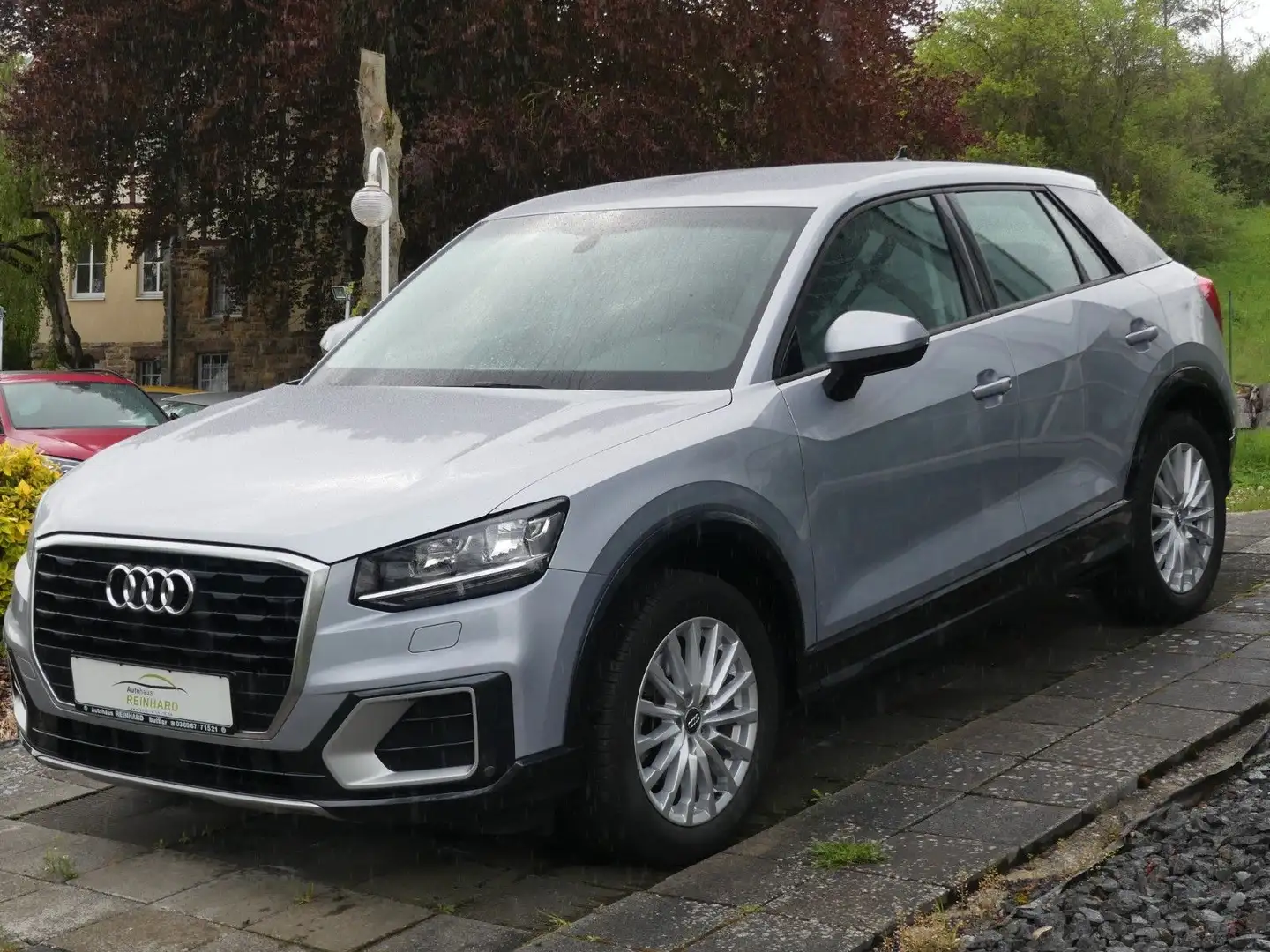 Audi Q2 30 TFSI design AHK  Navi ACC PDC DAB Argent - 2