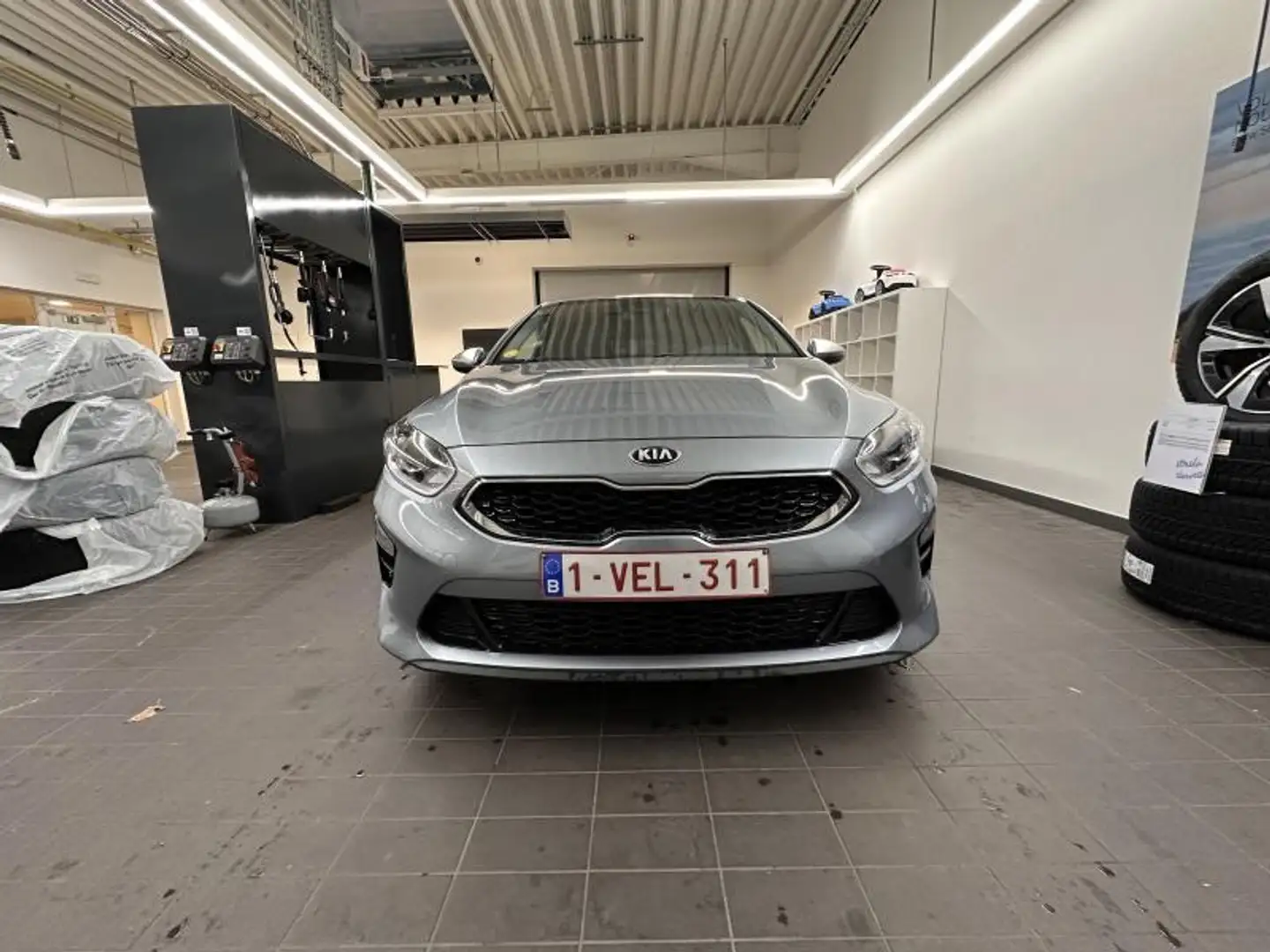 Kia Ceed / cee'd 1.6,CRDi,Euro'6d,Navi,Cruis,C.T.+Car-Pass,GARANTIE Gris - 2