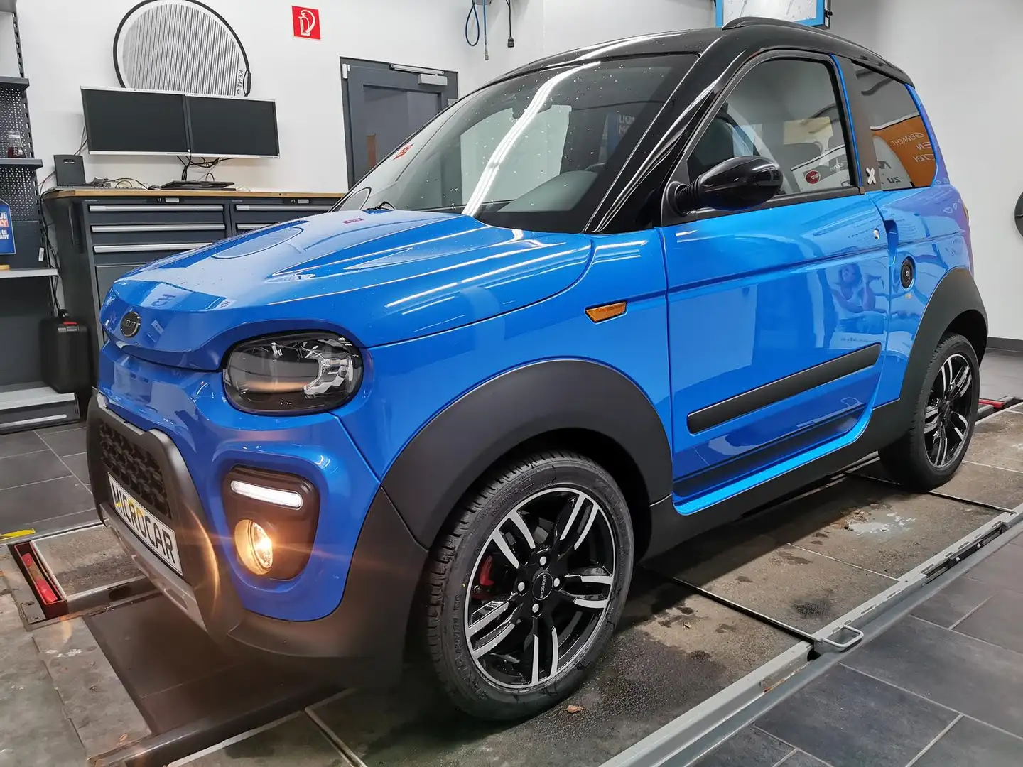 Microcar M.Go M GO 6 X*Klima*Servo*Sitzhzg*Cam*Android*Freispr* Blau - 2