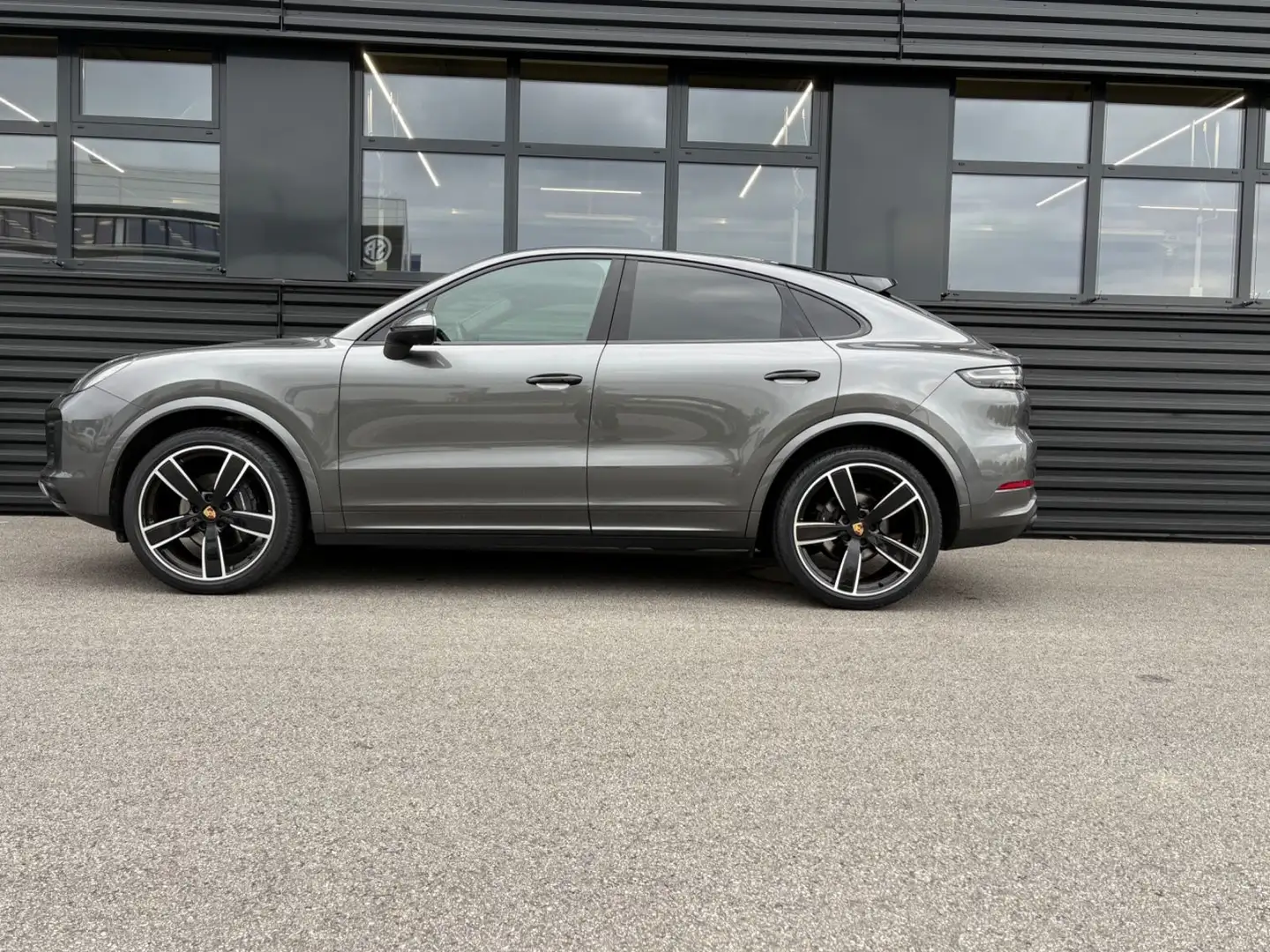 Porsche Cayenne Coupe -PANO-INNO-BOSE-22 CLASSIK-1HAND Gris - 1