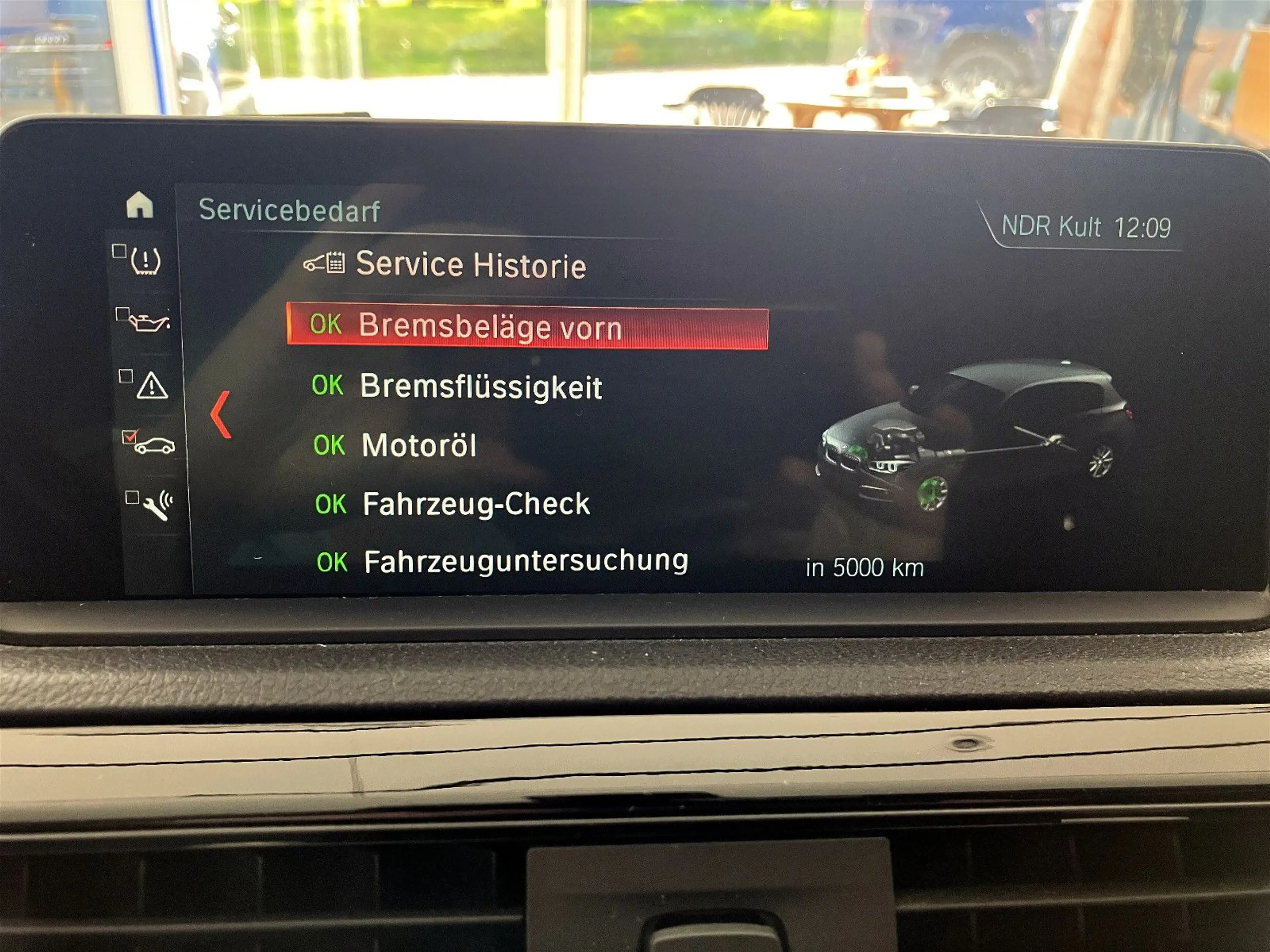 BMW 120 iA Sport Line/Aktivtemp/LED/Wireless/NaviPRO — photo 15