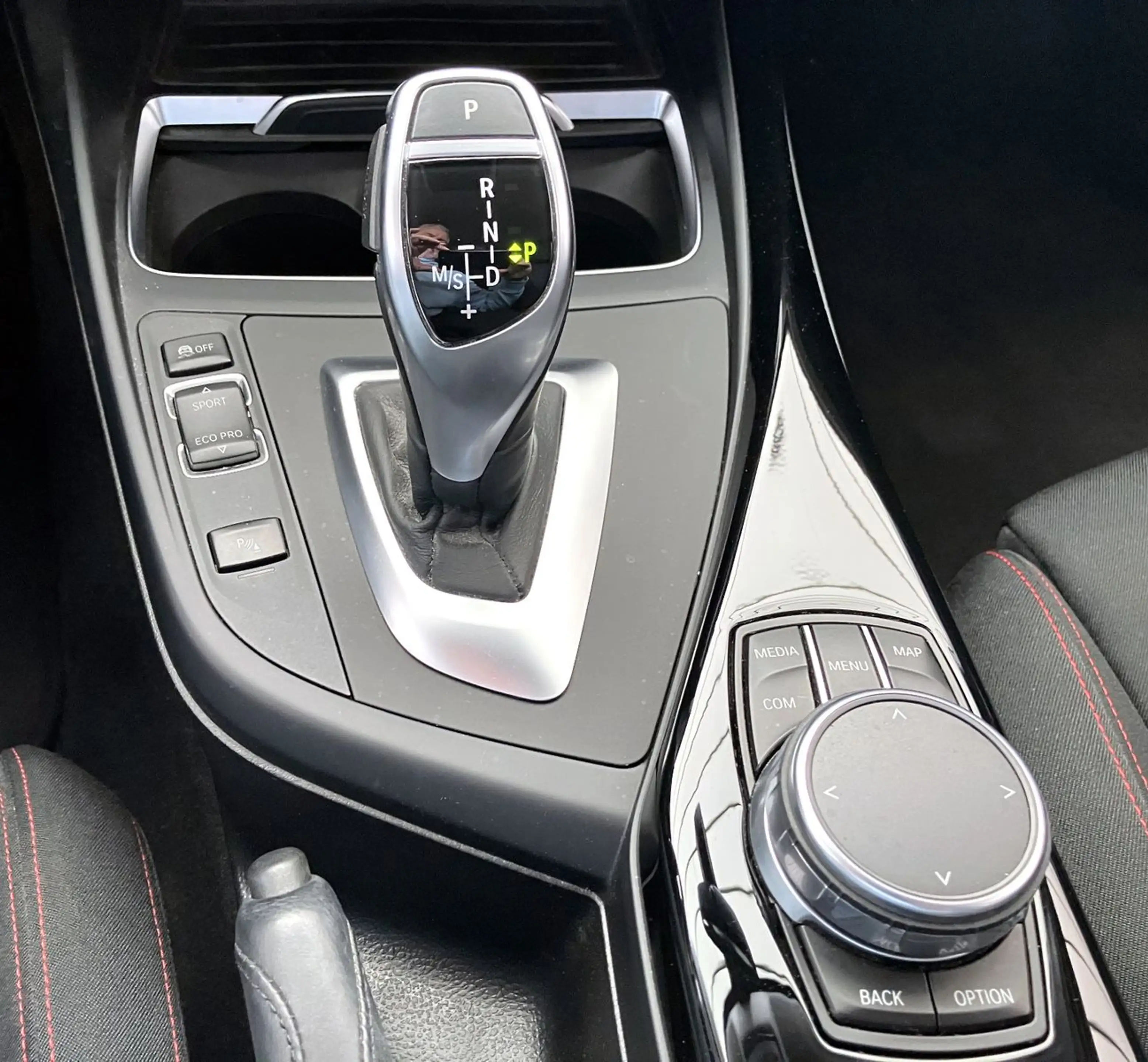 BMW 120 iA Sport Line/Aktivtemp/LED/Wireless/NaviPRO — photo 11