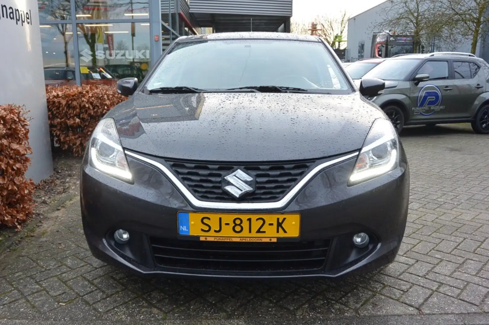 Suzuki Baleno 1.2 High Executive Airco 5-deurs Gris - 2