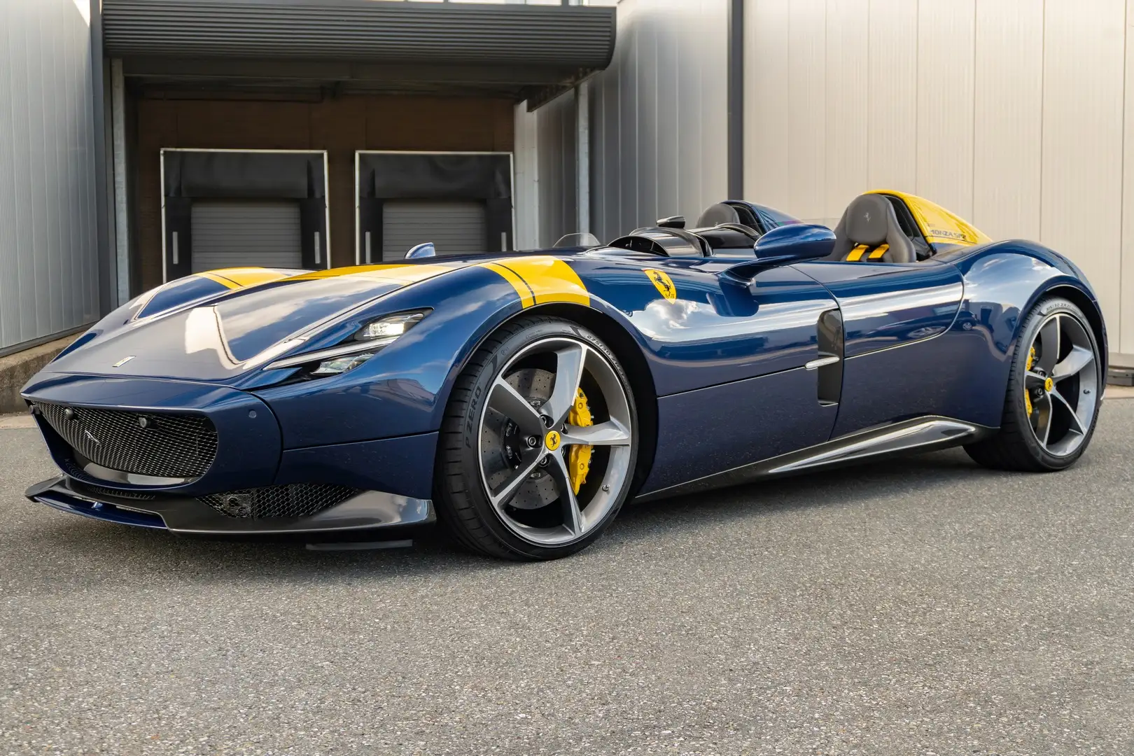 Ferrari Monza SP2 - Blu Tour de France - 1 of 499 Blau - 1