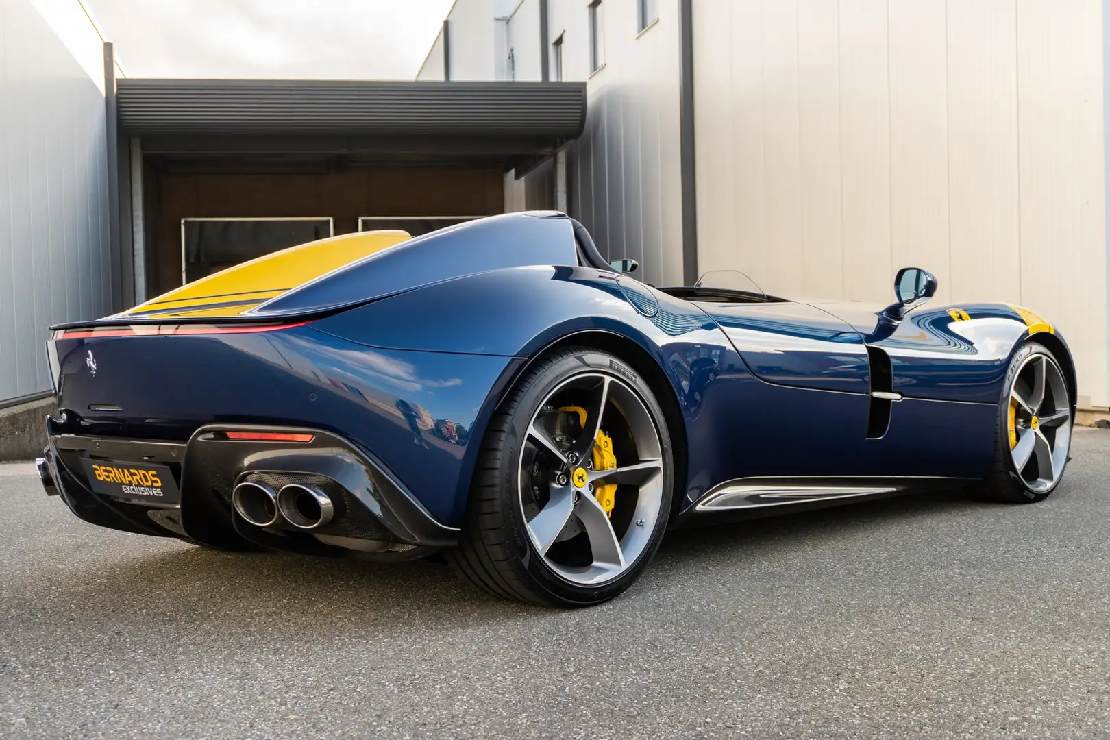 Ferrari Monza SP2 - Blu Tour de France - 1 of 499 Blau - 2