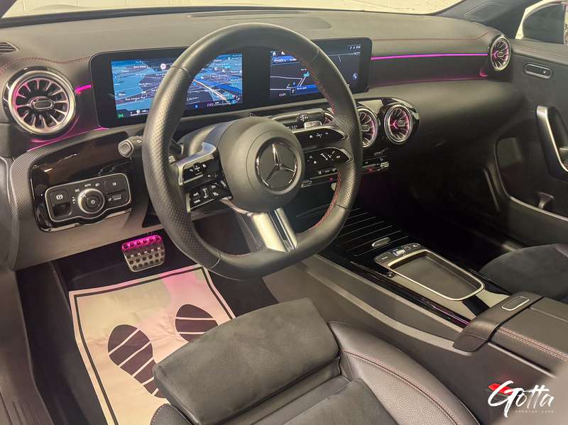 Photo du véhicule Mercedes-Benz CLA 200