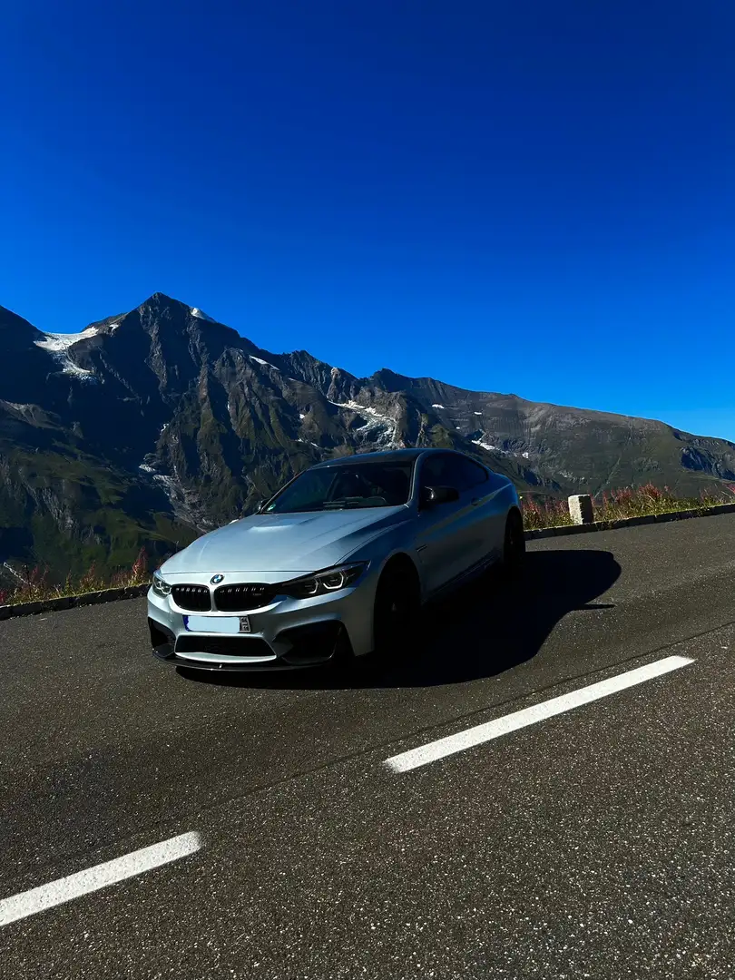 BMW M4 Basis Grey - 2