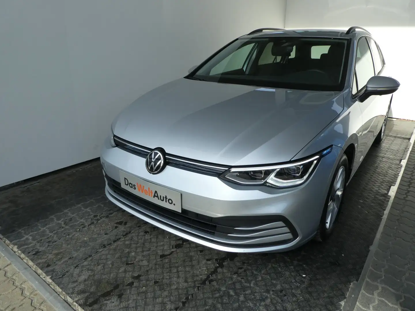 Volkswagen Golf Variant Life TDI DSG Silber - 1