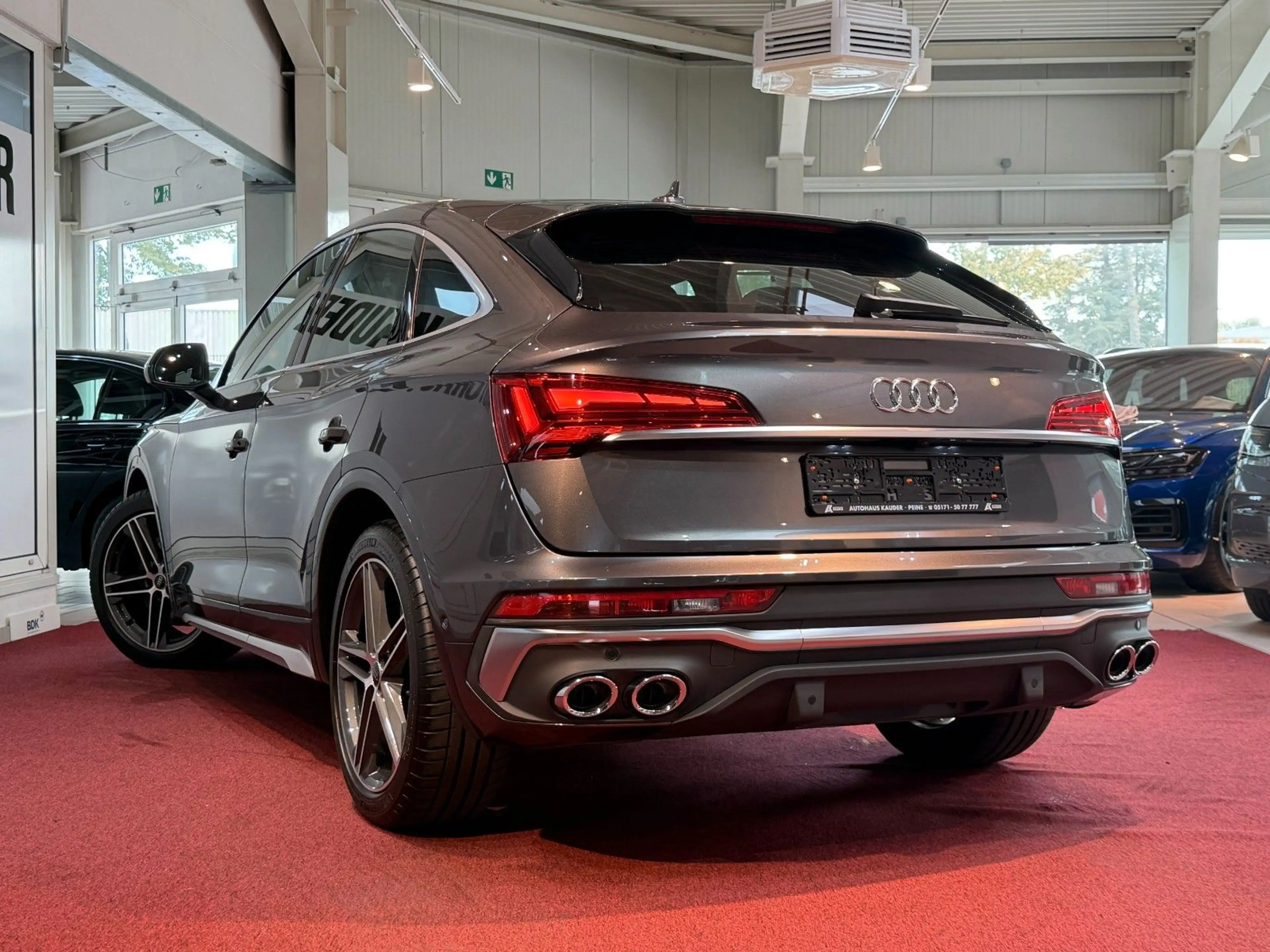 Audi SQ5 TDI Sportback quattro tiptronic *MATRIX* — photo 2