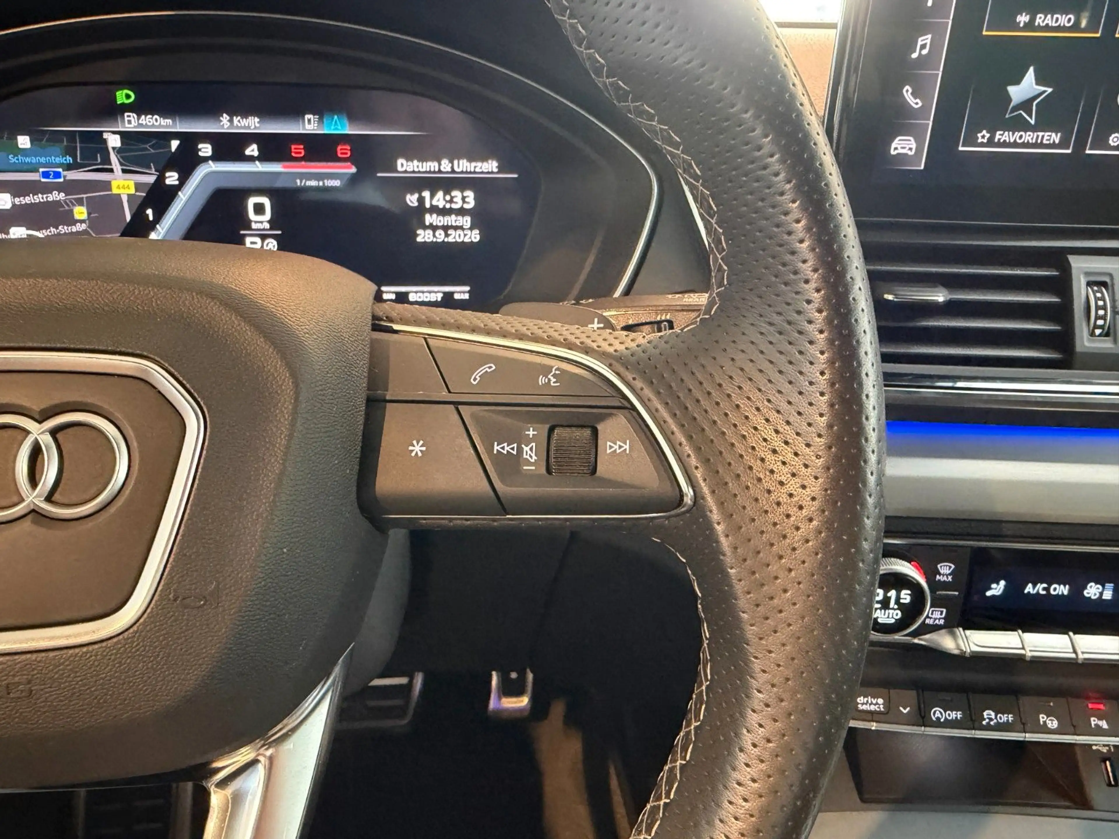 Audi SQ5 TDI Sportback quattro tiptronic *MATRIX* — photo 21