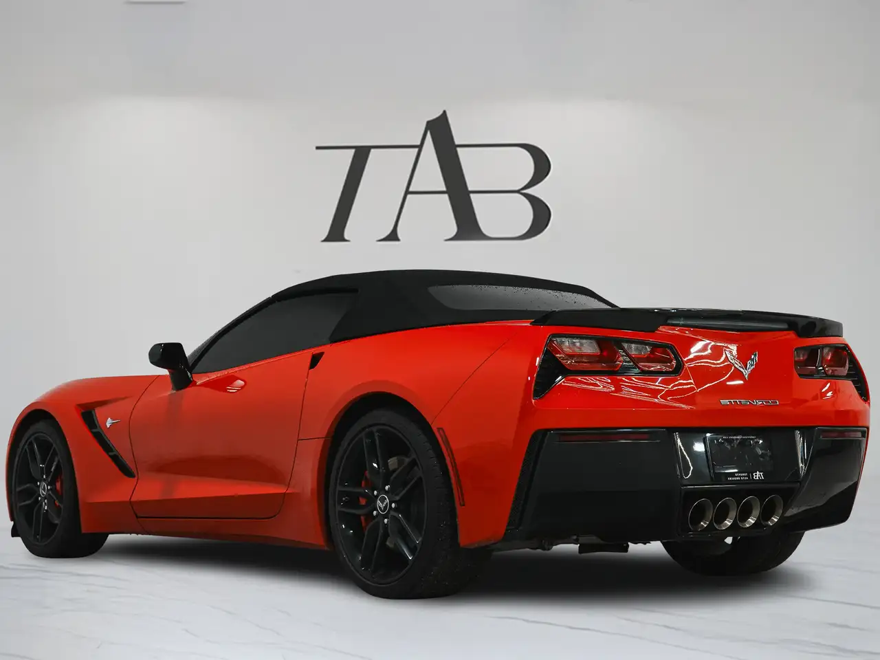 Chevrolet Corvette снимка Chevrolet Corvette
