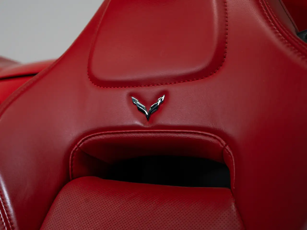 Chevrolet Corvette снимка Chevrolet Corvette