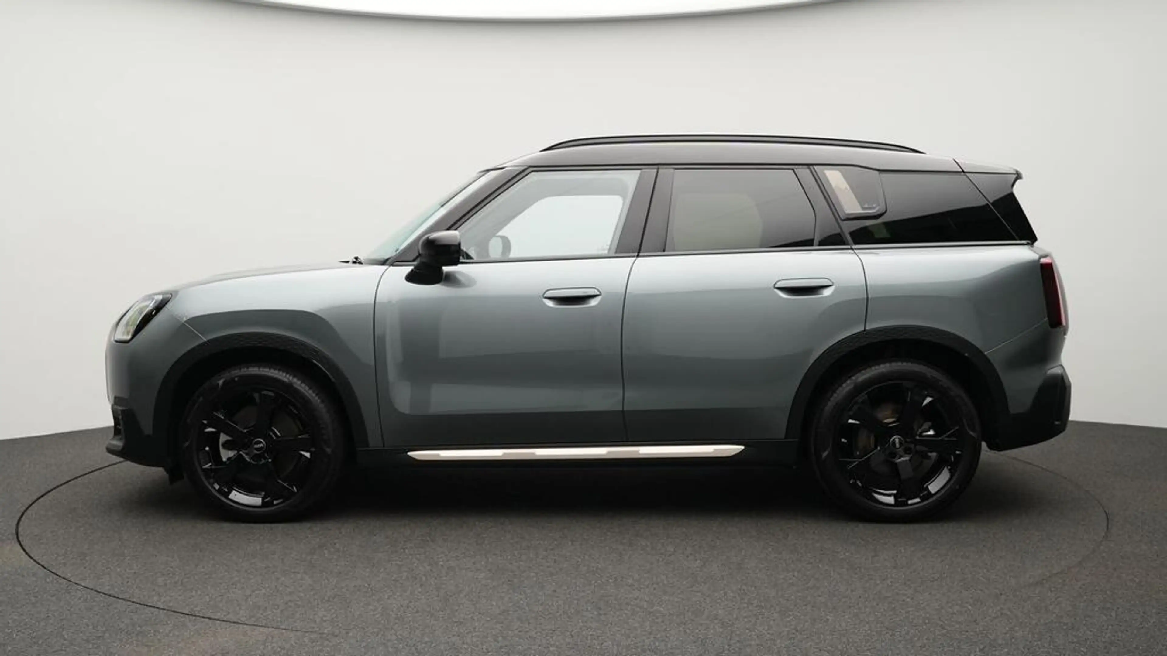 MINI Countryman S All4 Favoured Trim — photo 3