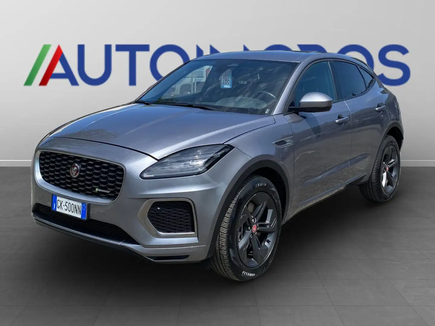 Jaguar E-Pace E-Pace 2021 2.0d i4 mhev R-Dynamic awd 163cv auto Grigio - 1